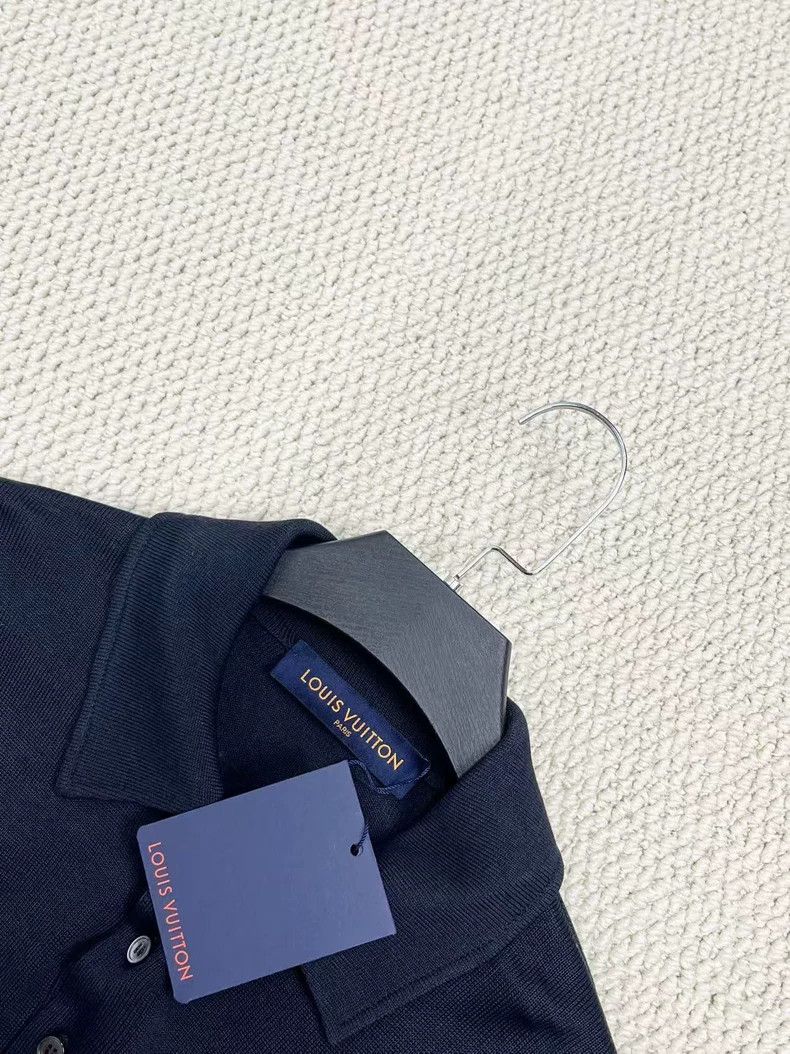 Louis Vuitton Louis Vuitton Astronaut Logo Polo Long Sleeve - dmc Size US M / EU 48-50 / 2 - 3 Thumbnail