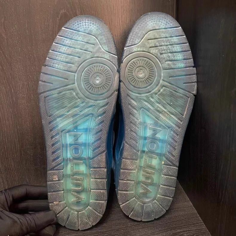 Louis Vuitton Louis Vuitton Blue PVC Trainer Sneakers - dmc Size US 8 / EU 41 - 7 Thumbnail