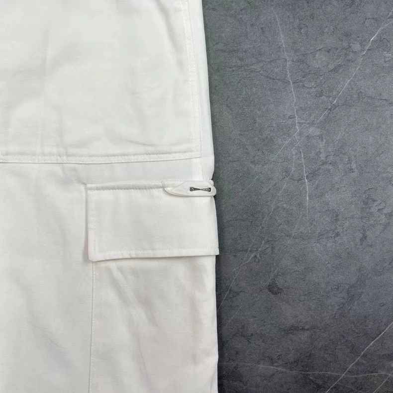 Louis Vuitton Louis Vuitton White Cargo Shorts - dmc Size US 31 - 7 Thumbnail