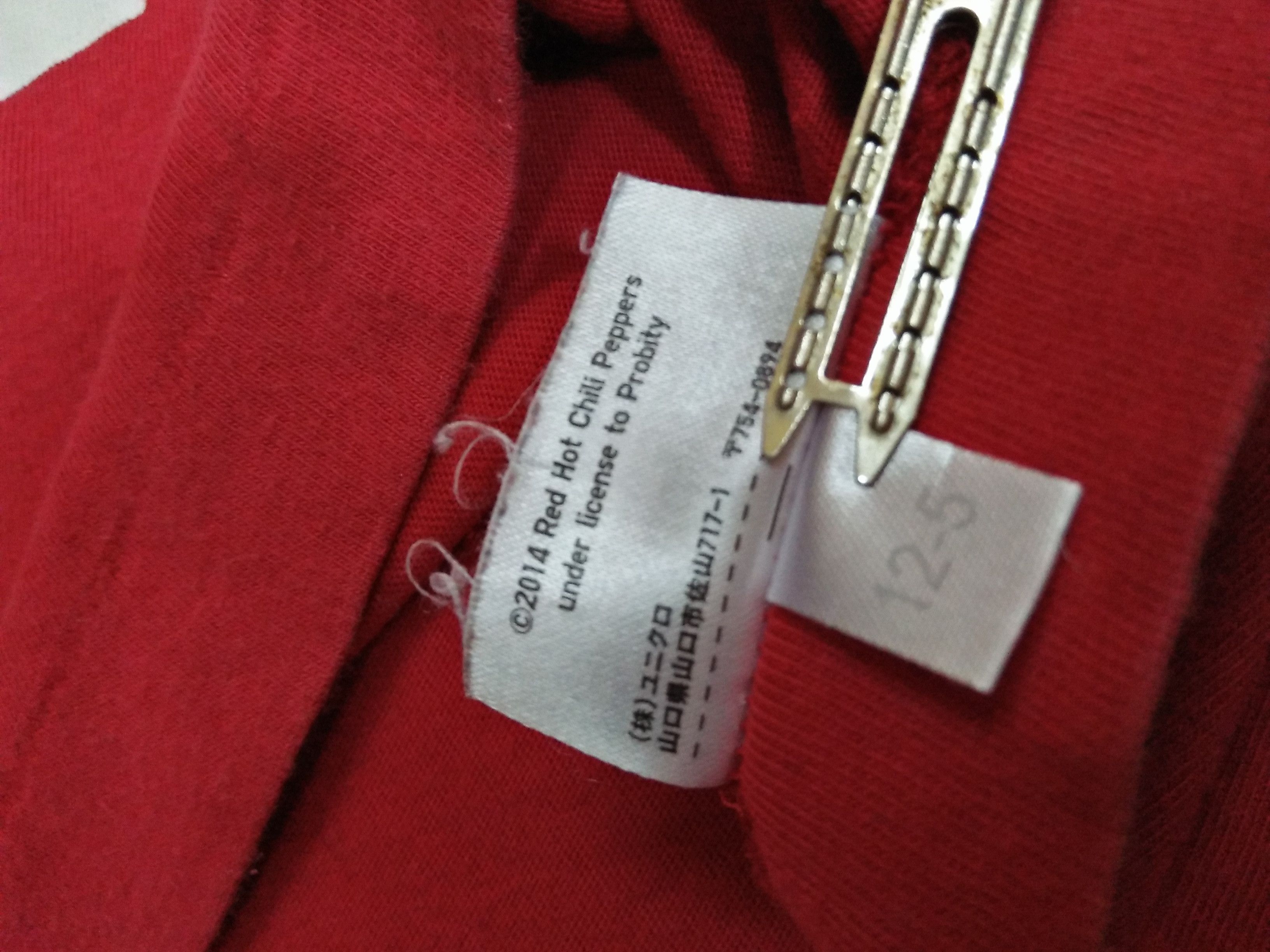 Band Tees × Uniqlo RED HOT CHILI PEPPERS X UT UNIQLO USA Red M Tee Size US M / EU 48-50 / 2 - 9 Thumbnail