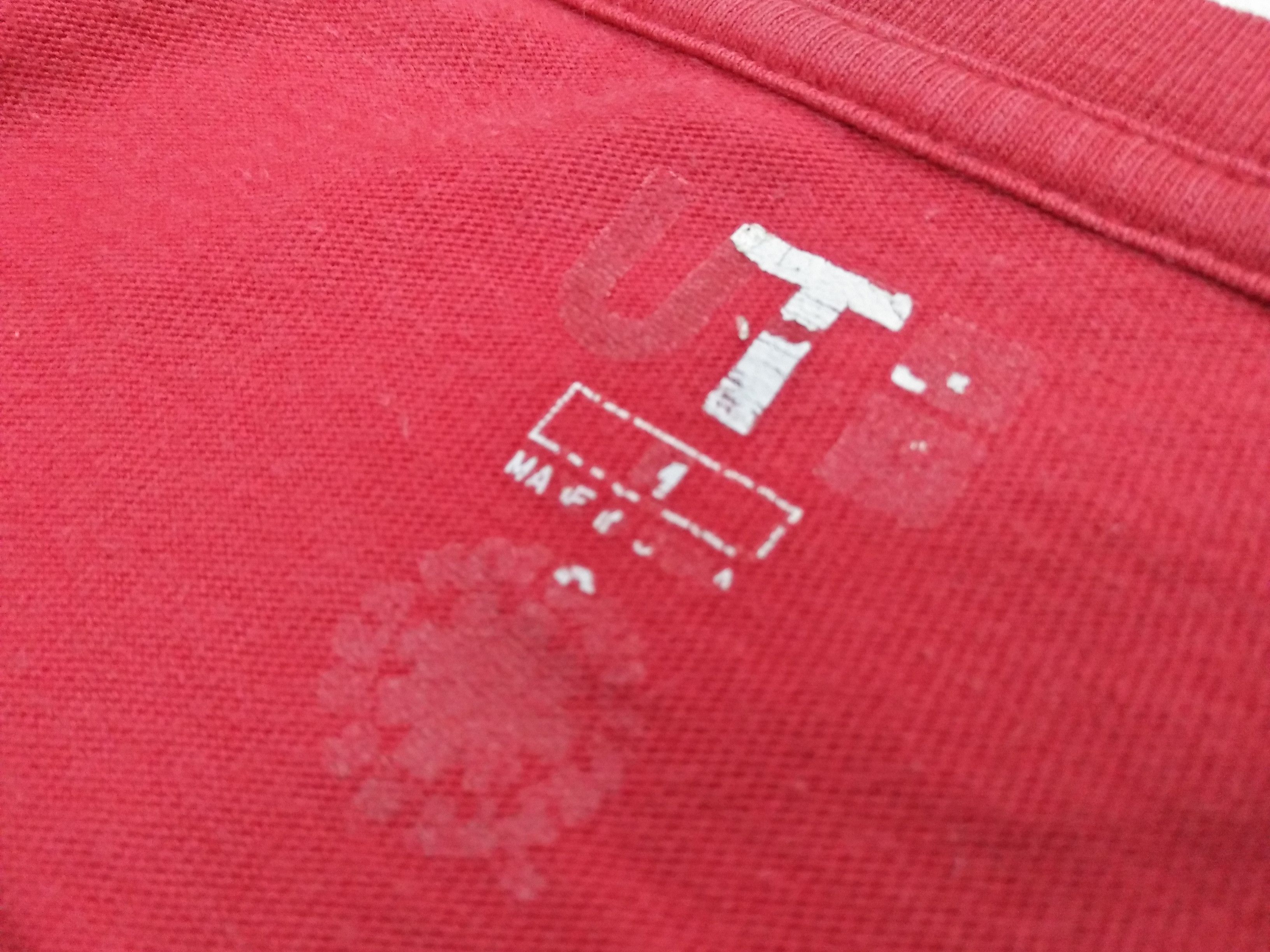 Band Tees × Uniqlo RED HOT CHILI PEPPERS X UT UNIQLO USA Red M Tee Size US M / EU 48-50 / 2 - 7 Thumbnail