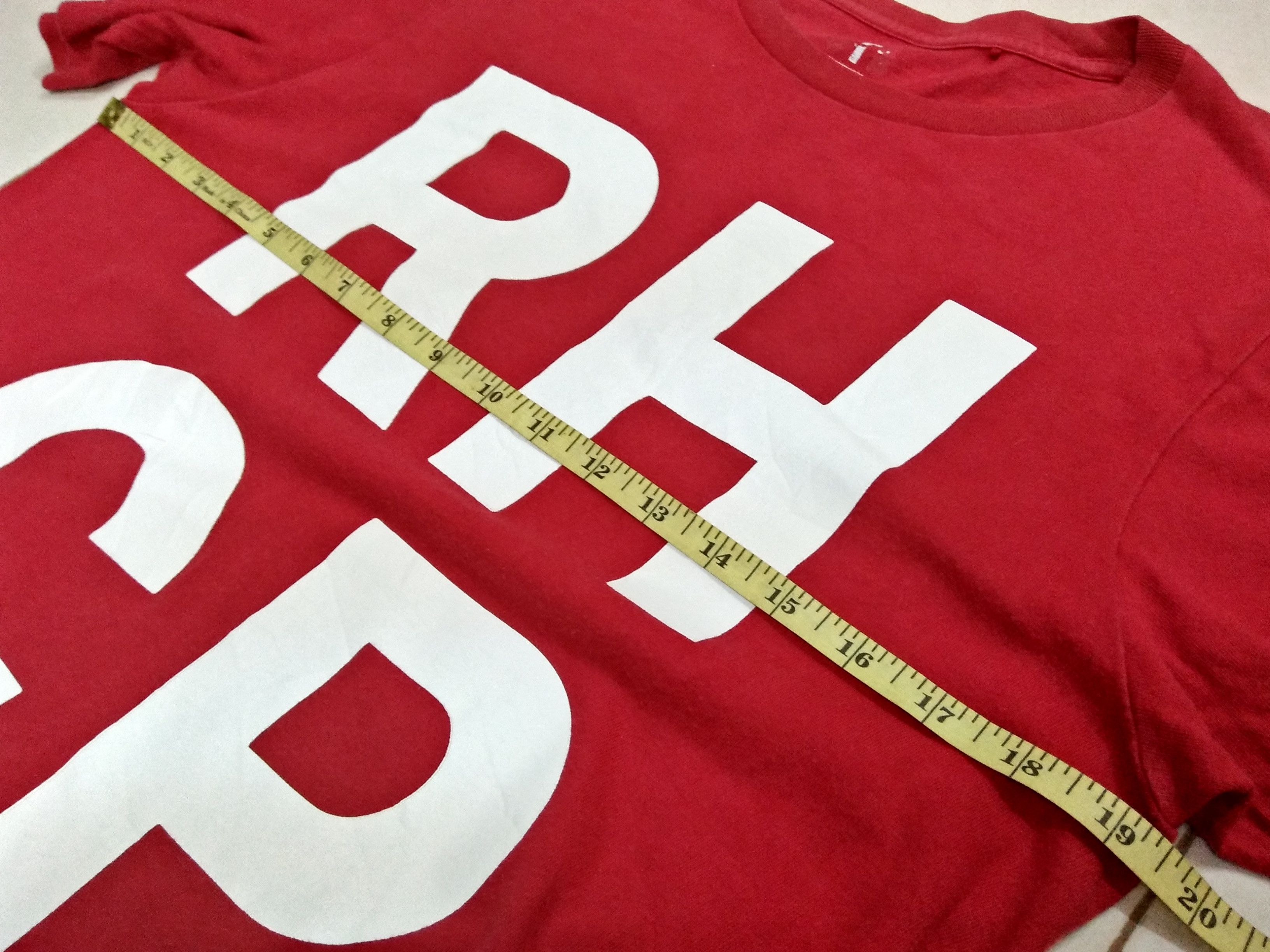 Band Tees × Uniqlo RED HOT CHILI PEPPERS X UT UNIQLO USA Red M Tee Size US M / EU 48-50 / 2 - 4 Thumbnail