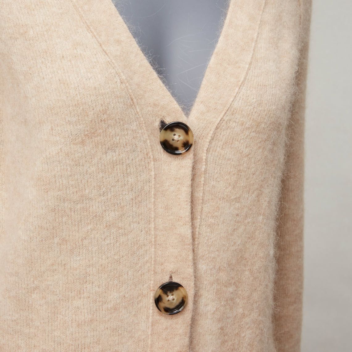 Acne Studios ACNE STUDIOS beige alpaca wool blend patch pocket large button front cardigan XS Size S / US 4 / IT 40 - 7 Thumbnail