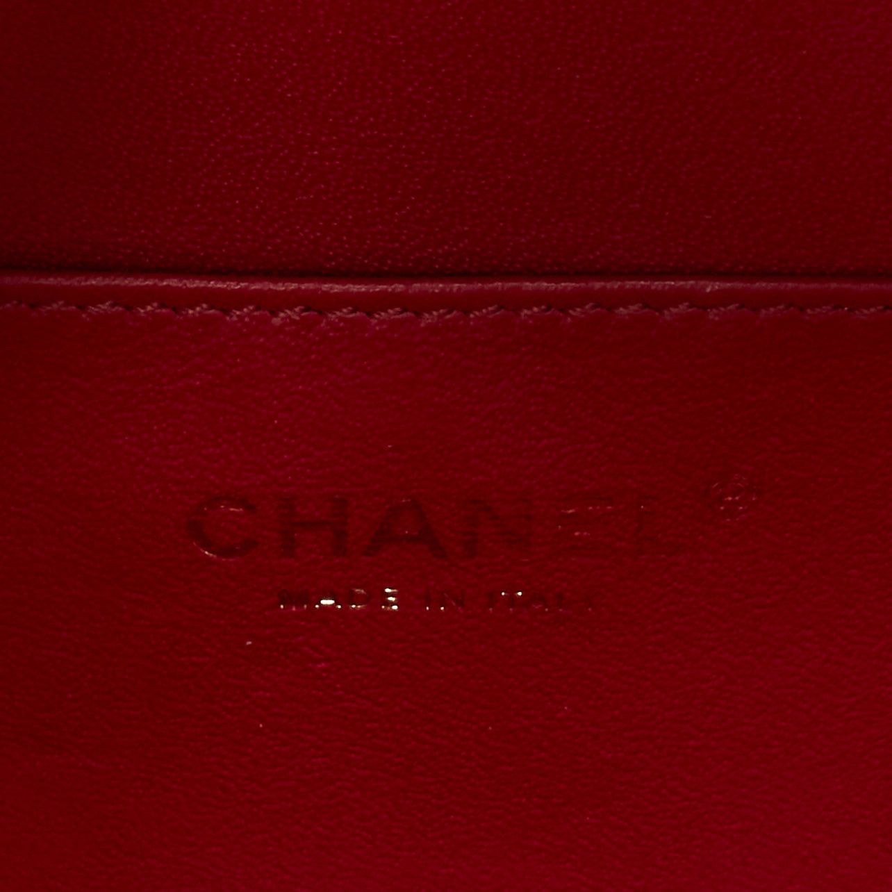 Chanel CHANEL N/S Vanity Vertical black filigree gold CC logo small crossbody bag Size ONE SIZE - 10 Thumbnail