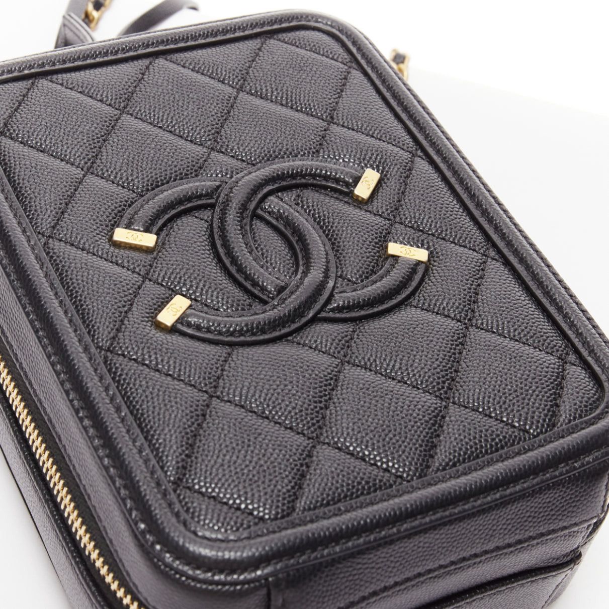 Chanel CHANEL N/S Vanity Vertical black filigree gold CC logo small crossbody bag Size ONE SIZE - 7 Thumbnail
