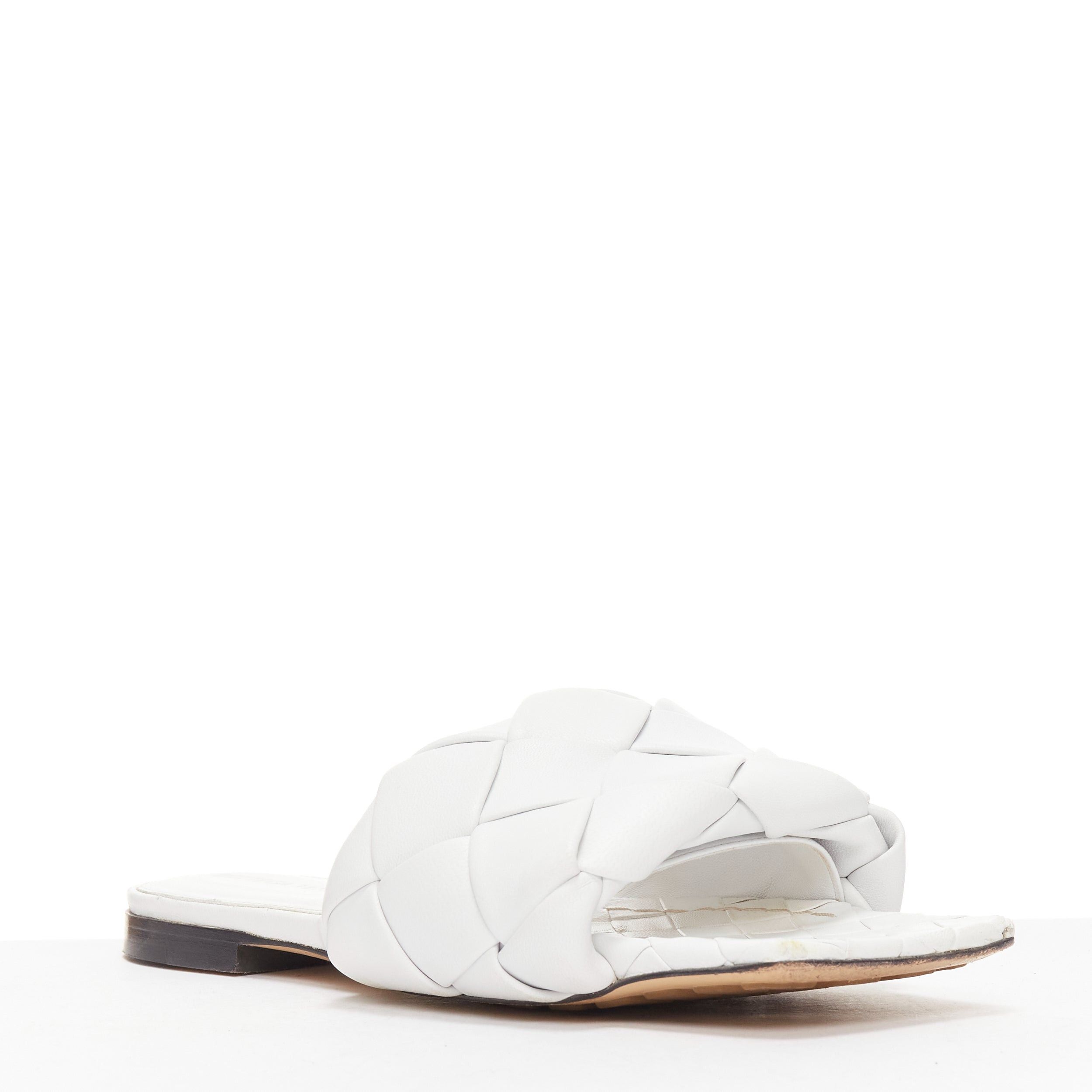 Bottega Veneta BOTTEGA VENETA Lido white intrecciato woven leather square toe slippers EU37 Size US 7 / IT 37 - 3 Thumbnail