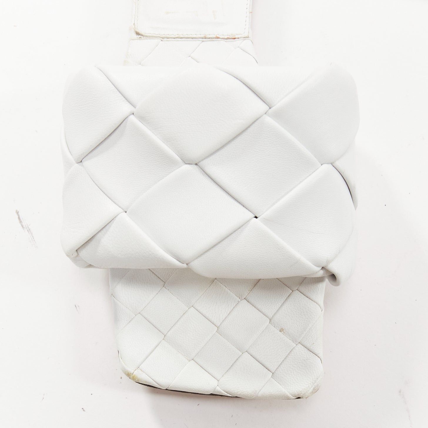 Bottega Veneta BOTTEGA VENETA Lido white intrecciato woven leather square toe slippers EU37 Size US 7 / IT 37 - 6 Thumbnail