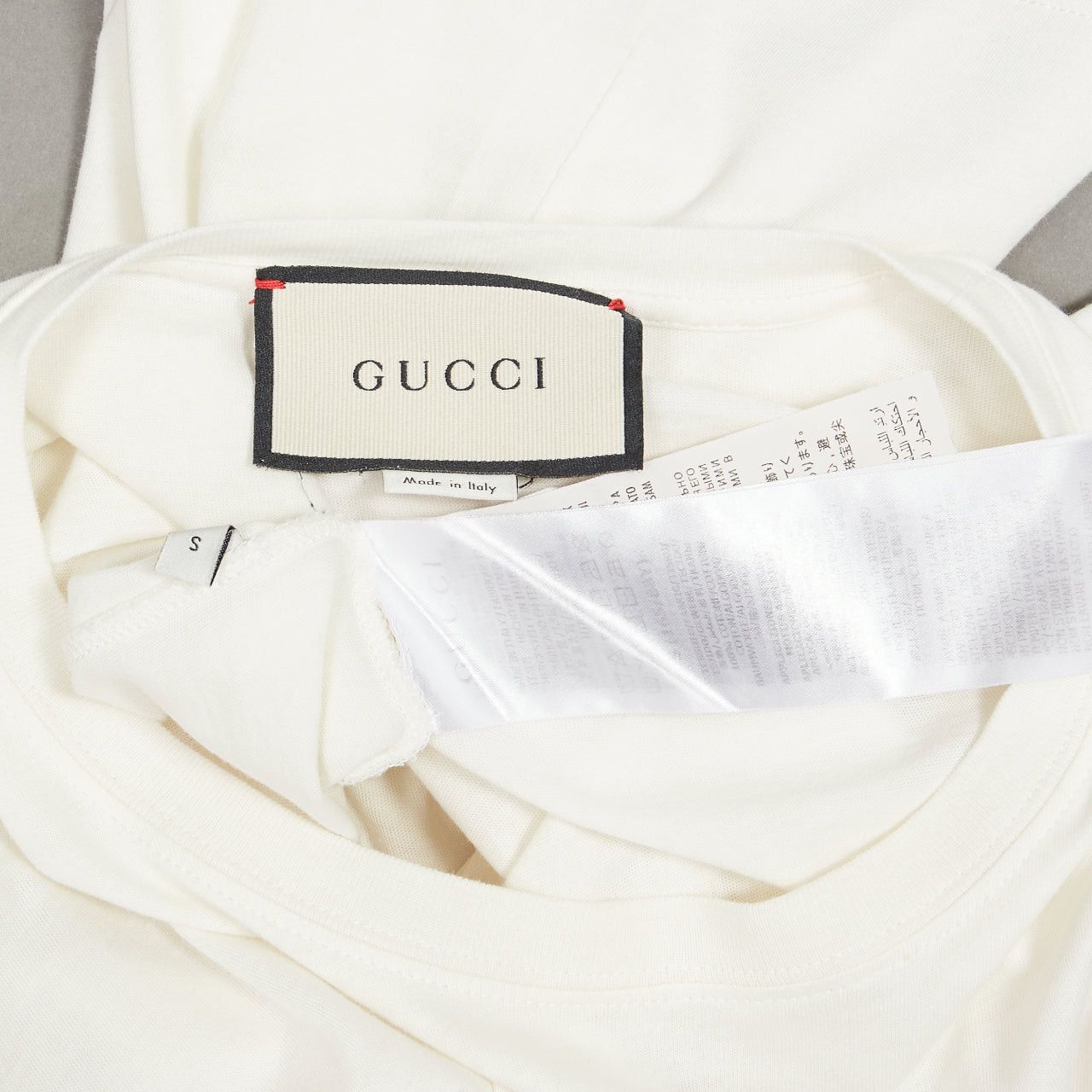 Gucci GUCCI Balancing Bear logo print round neck short oversized tshirt S Size S / US 4 / IT 40 - 9 Thumbnail
