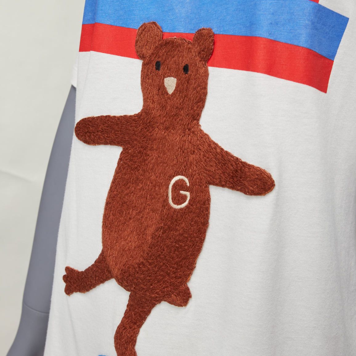Gucci GUCCI Balancing Bear logo print round neck short oversized tshirt S Size S / US 4 / IT 40 - 2 Thumbnail