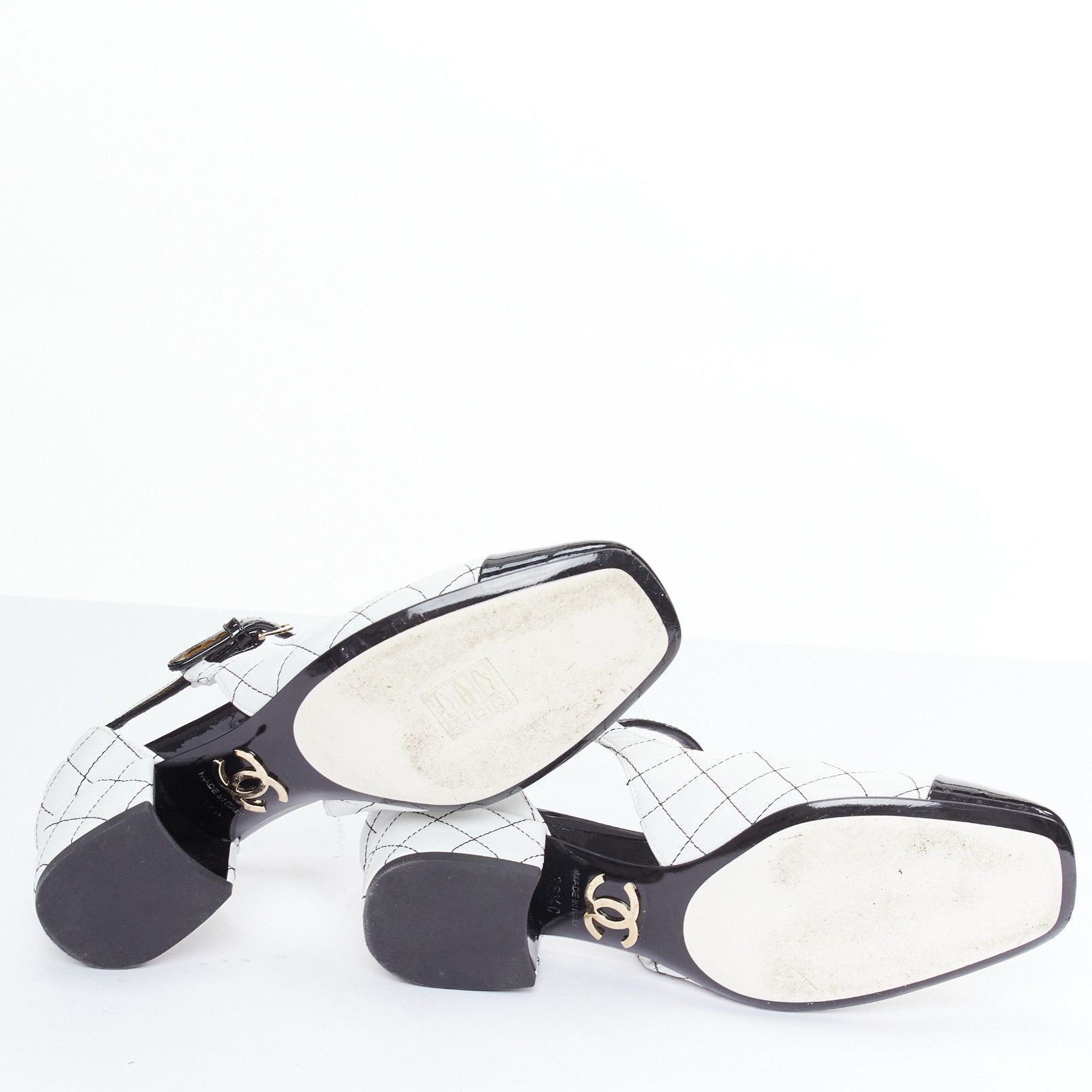 Chanel CHANEL 2022 black white quilted topstitch patent cap toe maryjane heels EU36.5 Size US 6.5 / IT 36.5 - 11 Thumbnail