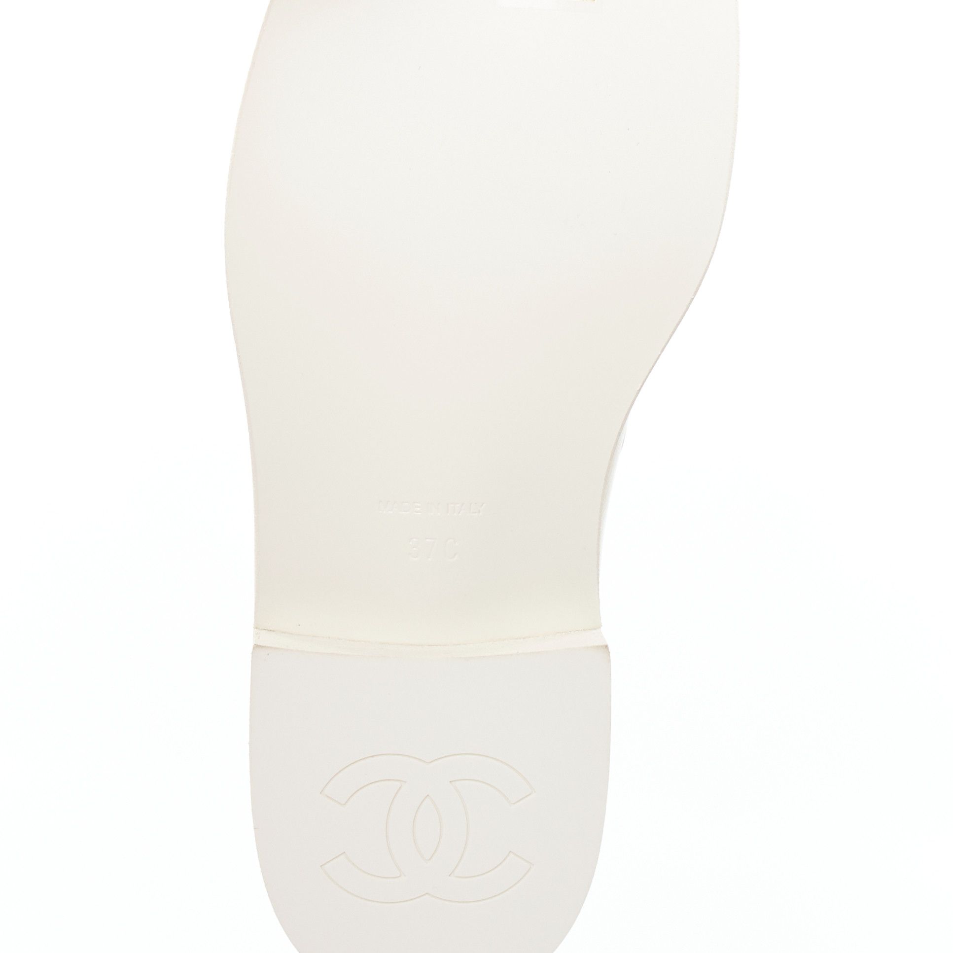 Chanel CHANEL 22C ivory CC heart flower charm chain leather loafers EU37 Size US 7 / IT 37 - 11 Thumbnail