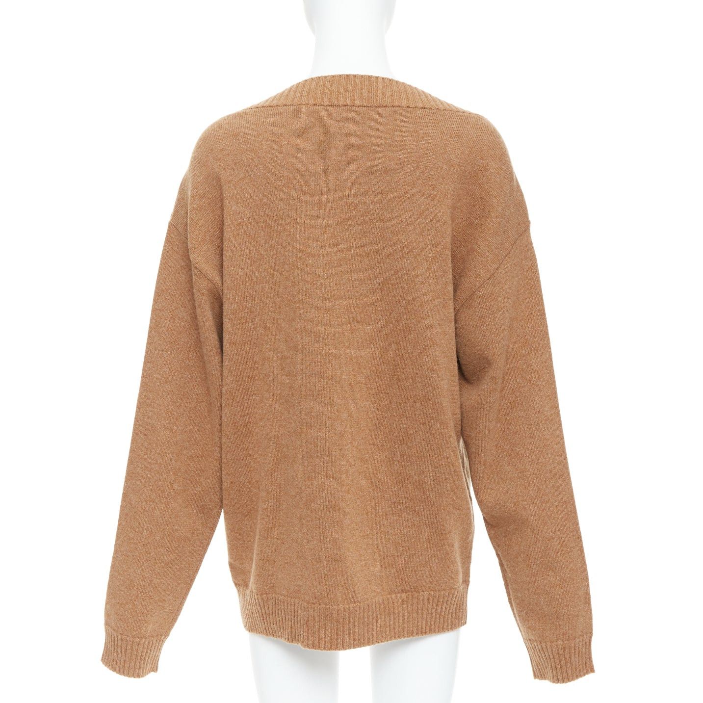 Burberry BURBERRY camel brown wool horn button bateau neck sweater L Size M / US 6-8 / IT 42-44 - 5 Thumbnail