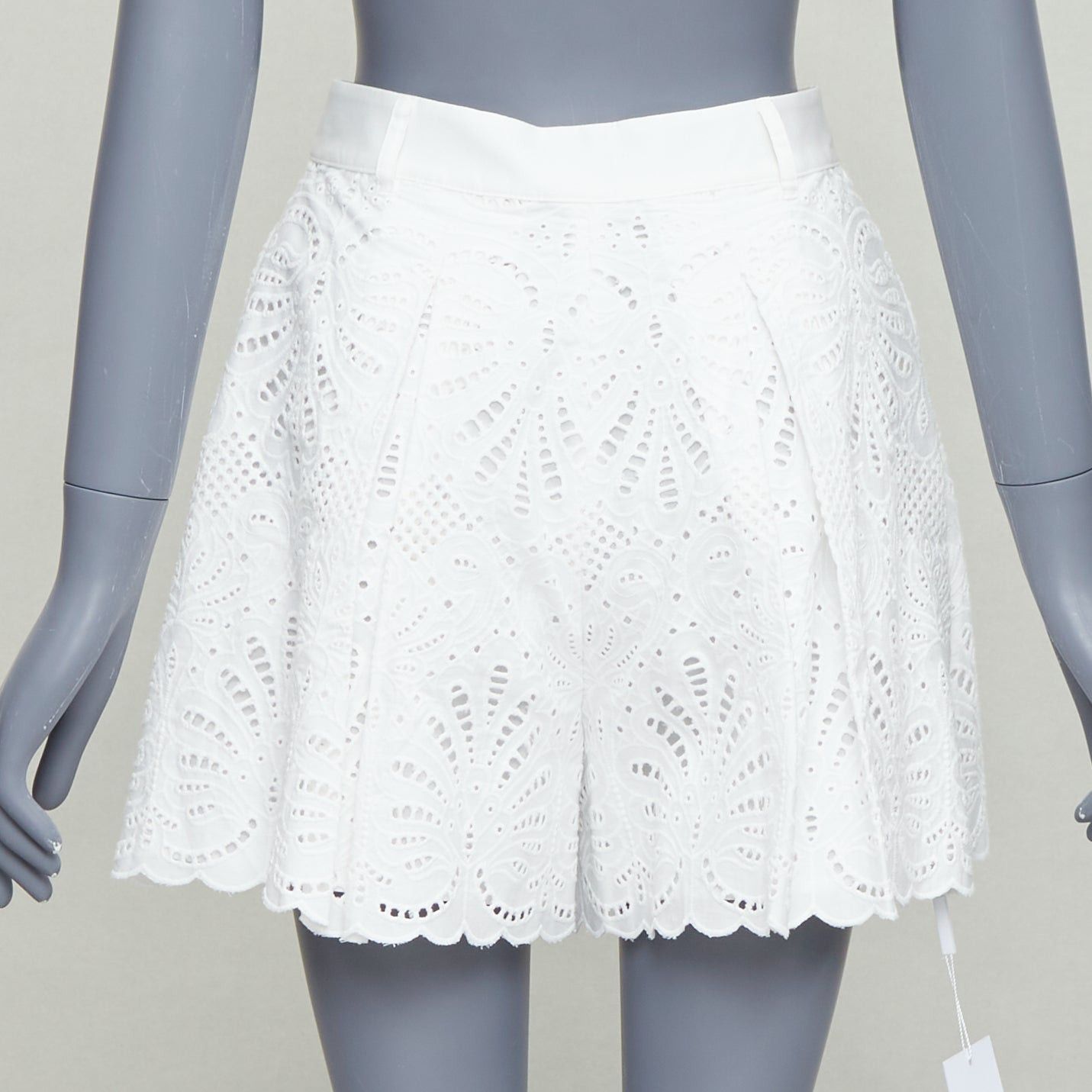 Self-Portrait SELF PORTRAIT 2024 white floral anglais wide high waist shorts UK6 XS Size 24" / US 00 / IT 34 - 5 Thumbnail