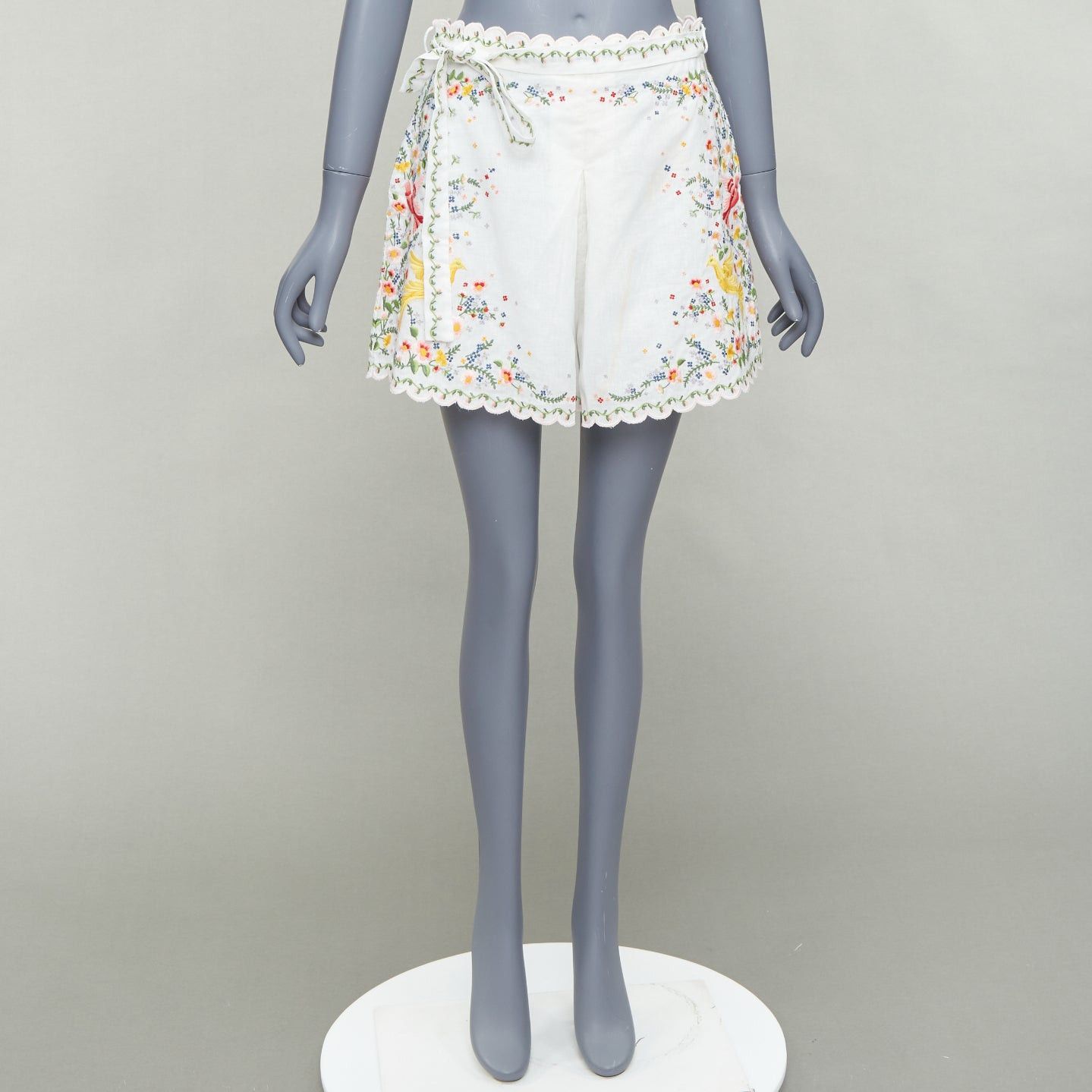 ZIMMERMANN Carnaby white linen cotton phoenix embroidery scallop shorts US2  S2