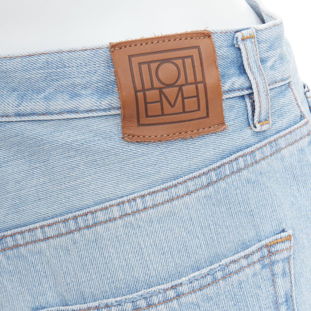 Toteme TOTEME Twisted Seam light blue washed denim asymmetric jeans 27" Size 27" / US 4 / IT 40 - 2 Thumbnail