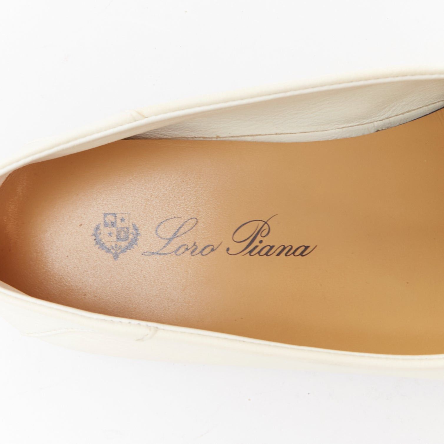 Loro Piana LORO PIANA Dot Sole Walk cream leather tassel mocassins driver loafer EU36.5 Size US 6.5 / IT 36.5 - 9 Thumbnail