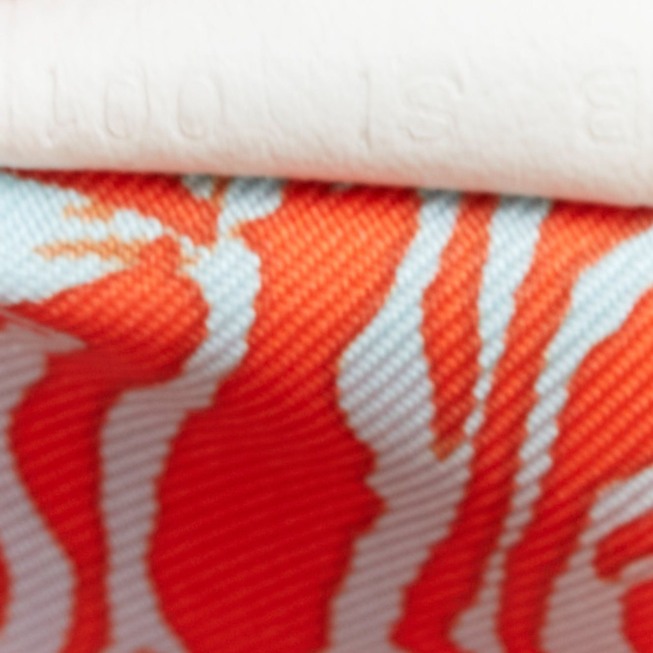 Hermes HERMES Silk'in cream leather red wild print silk lined compact wallet Size ONE SIZE - 9 Thumbnail