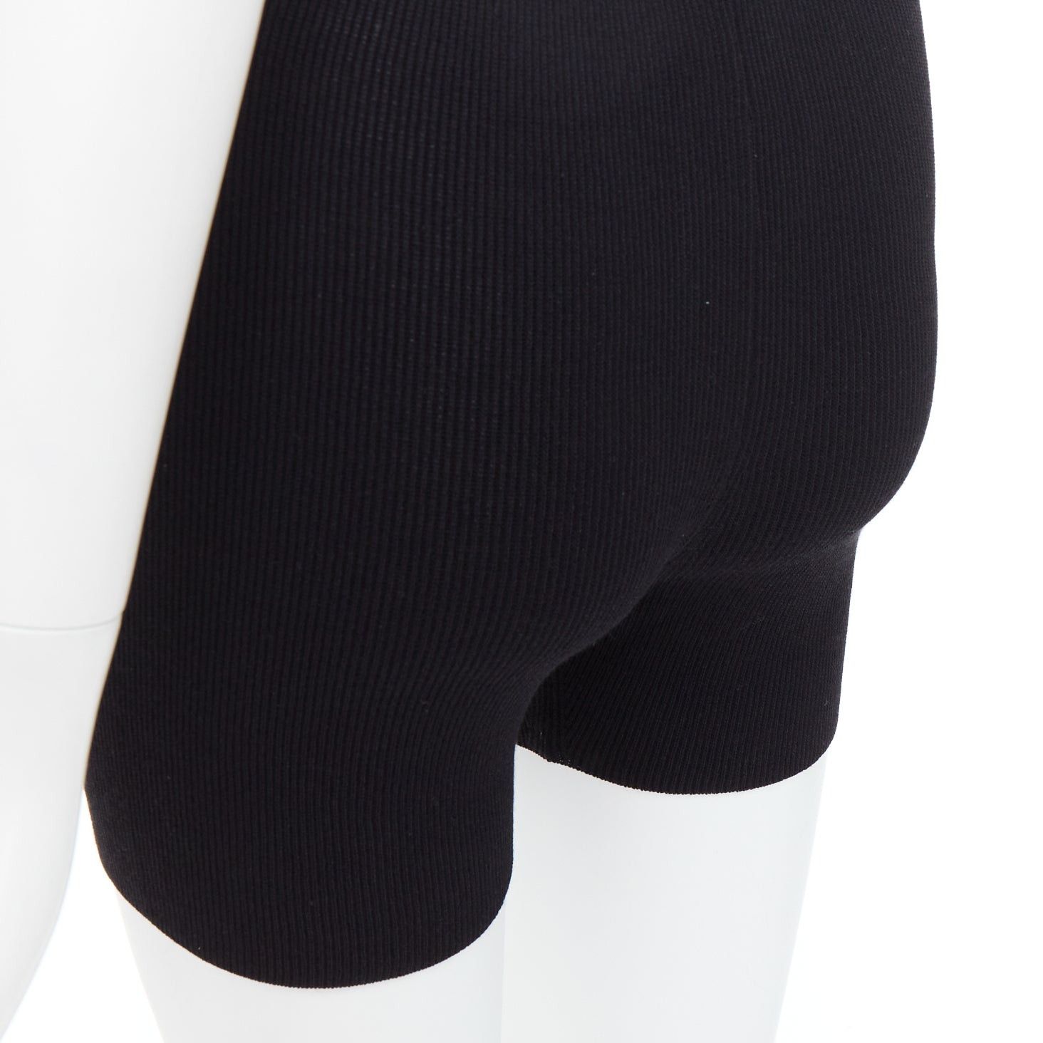 Jacquemus JACQUEMUS black viscose blend minimal knitted cyclist shorts FR36 S Size 27" / US 4 / IT 40 - 7 Thumbnail