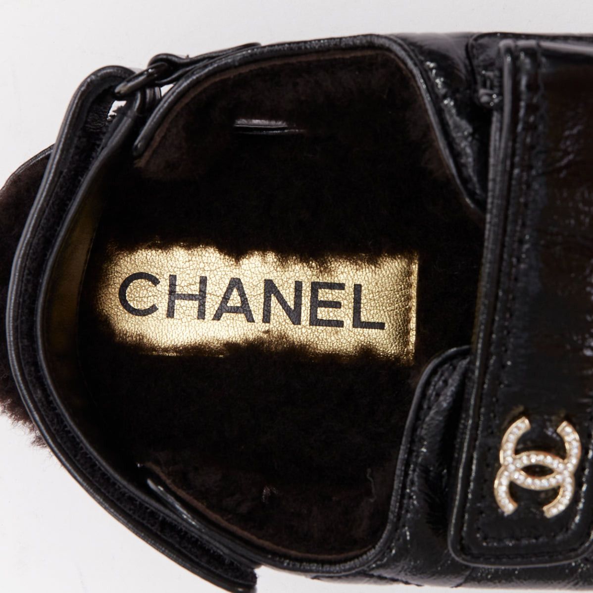 Chanel CHANEL 2023 black laminated lambskin shearling crystal CC dad sandals EU37 Size US 7 / IT 37 - 9 Thumbnail