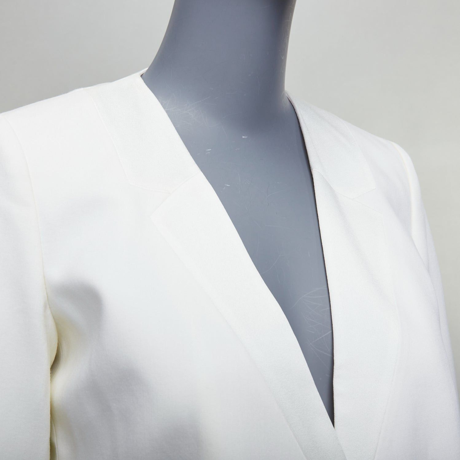 Theory THEORY cream tromp loeil lapel shoulder pad cropped tux blazer US0 XS Size XS / US 0-2 / IT 36-38 - 2 Thumbnail