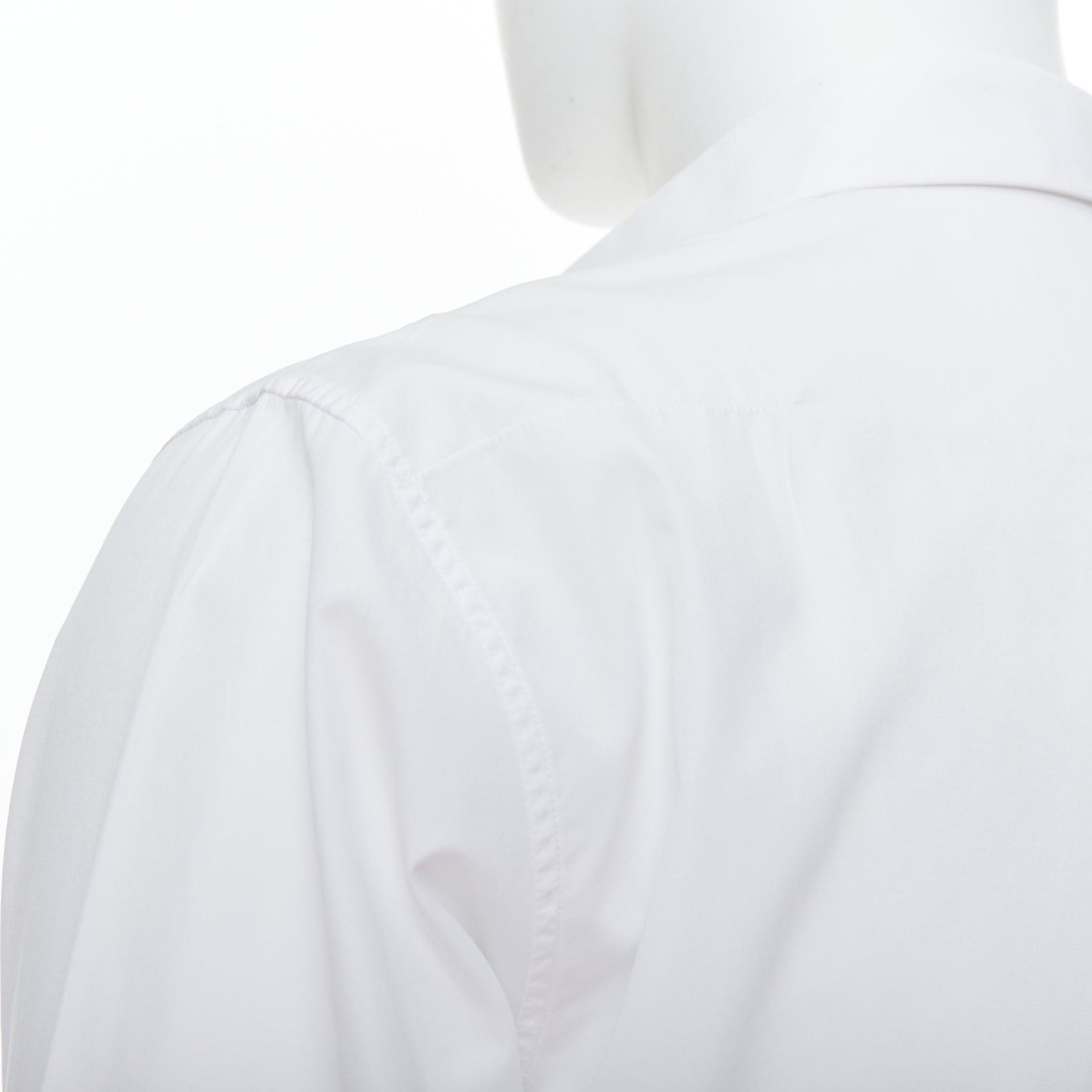 Dior DIOR white 100% cotton shoulder darts plain dress shirt EU39 M Size US M / EU 48-50 / 2 - 7 Thumbnail