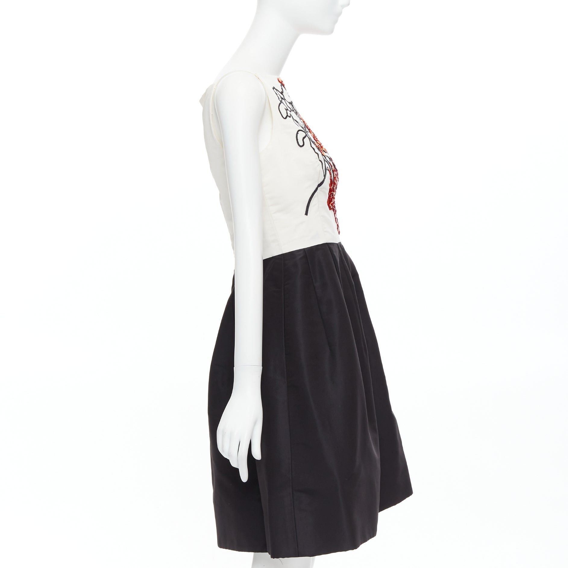 Oscar De La Renta OSCAR DE LA RENTA 2018 cream black silk pink sequined bodice flared dress US4 S Size M / US 6-8 / IT 42-44 - 4 Thumbnail