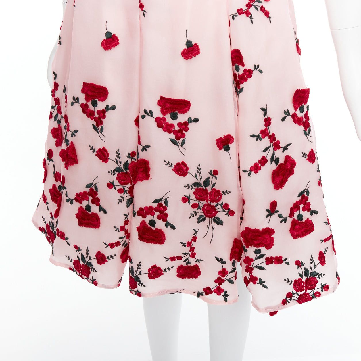 Oscar De La Renta OSCAR DE LA RENTA 2016 pink red degrade carnation rose embroidered dress US4 S Size M / US 6-8 / IT 42-44 - 2 Thumbnail