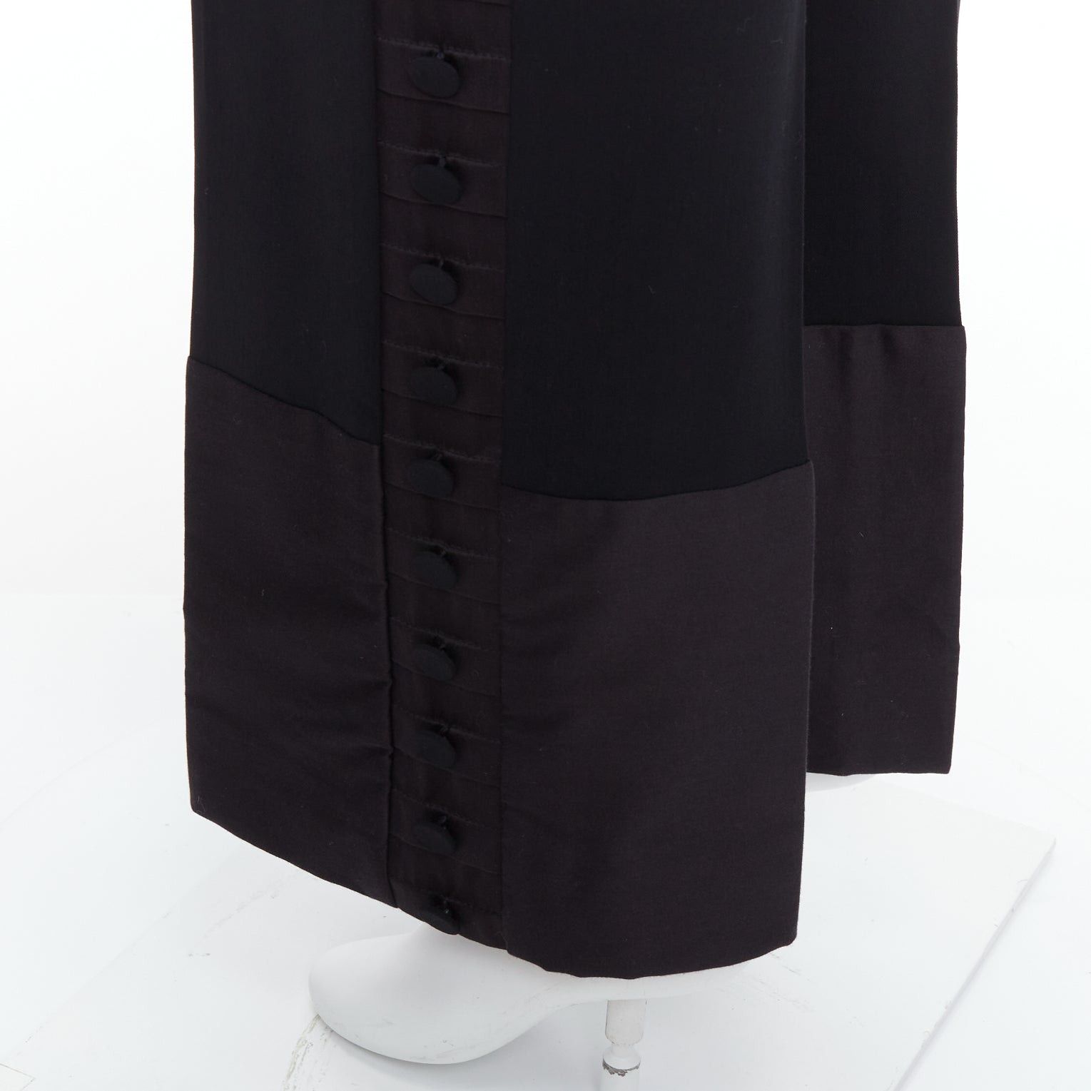 Chloe CHLOE black viscose wool blend fabric pleat button trim dress trousers FR34 XS Size 26" / US 2 / IT 38 - 2 Thumbnail