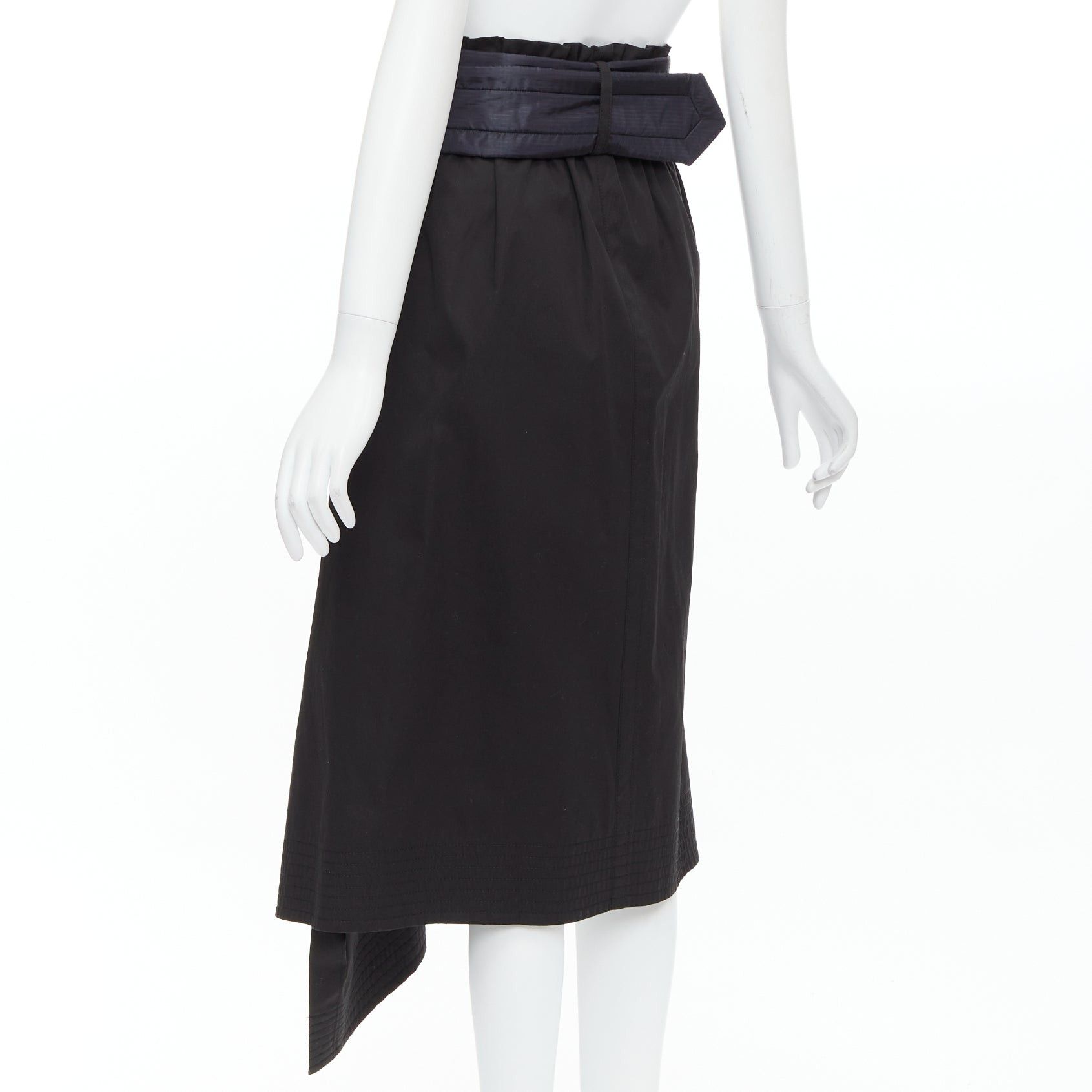 Sacai SACAI 2019 black cotton nylon padded pocket asymmetric belted skirt JP1 S Size 27" / US 4 / IT 40 - 6 Thumbnail