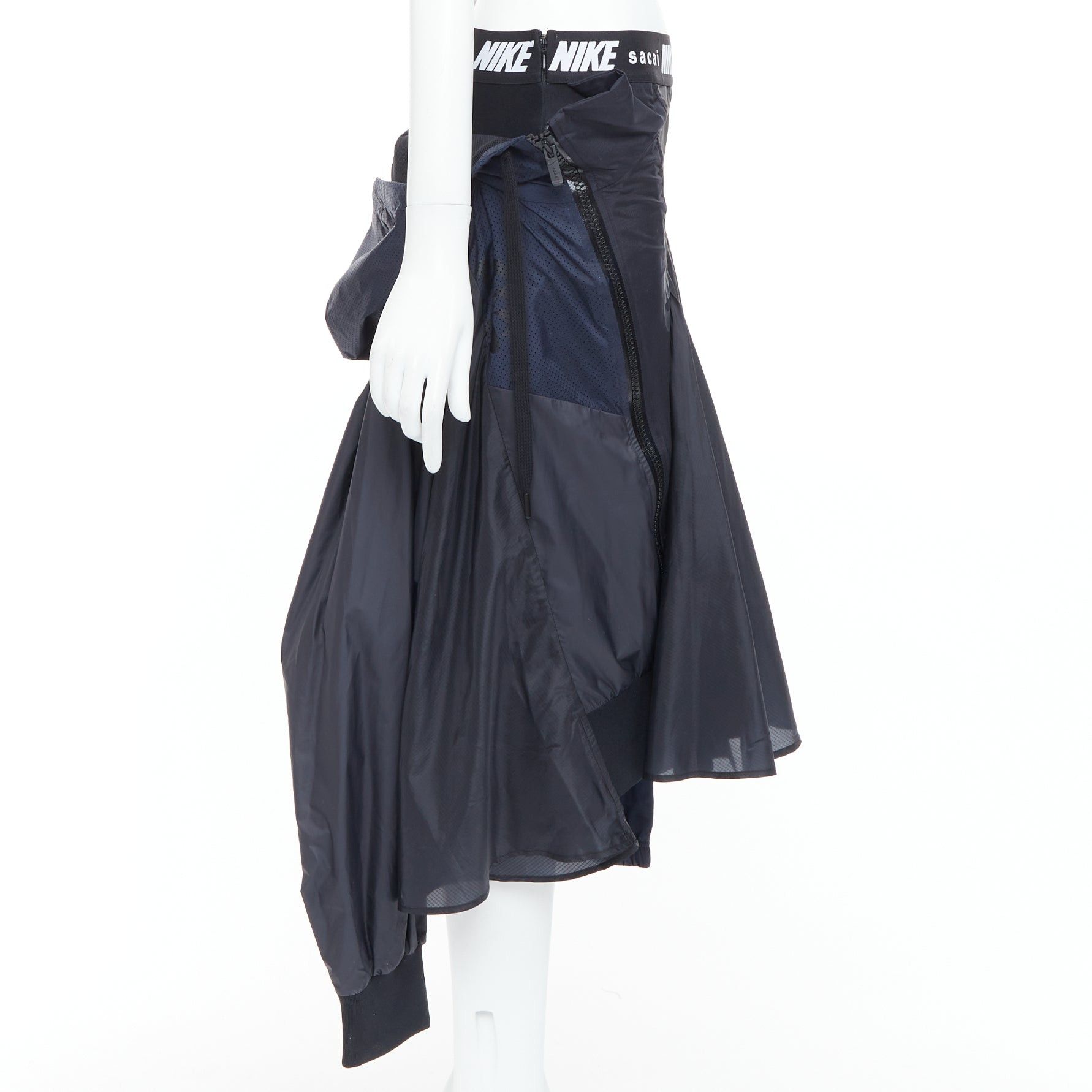 Sacai SACAI NIKE black navy nylon deconstructed windbreaker patchwork skirt S Size 27" / US 4 / IT 40 - 4 Thumbnail