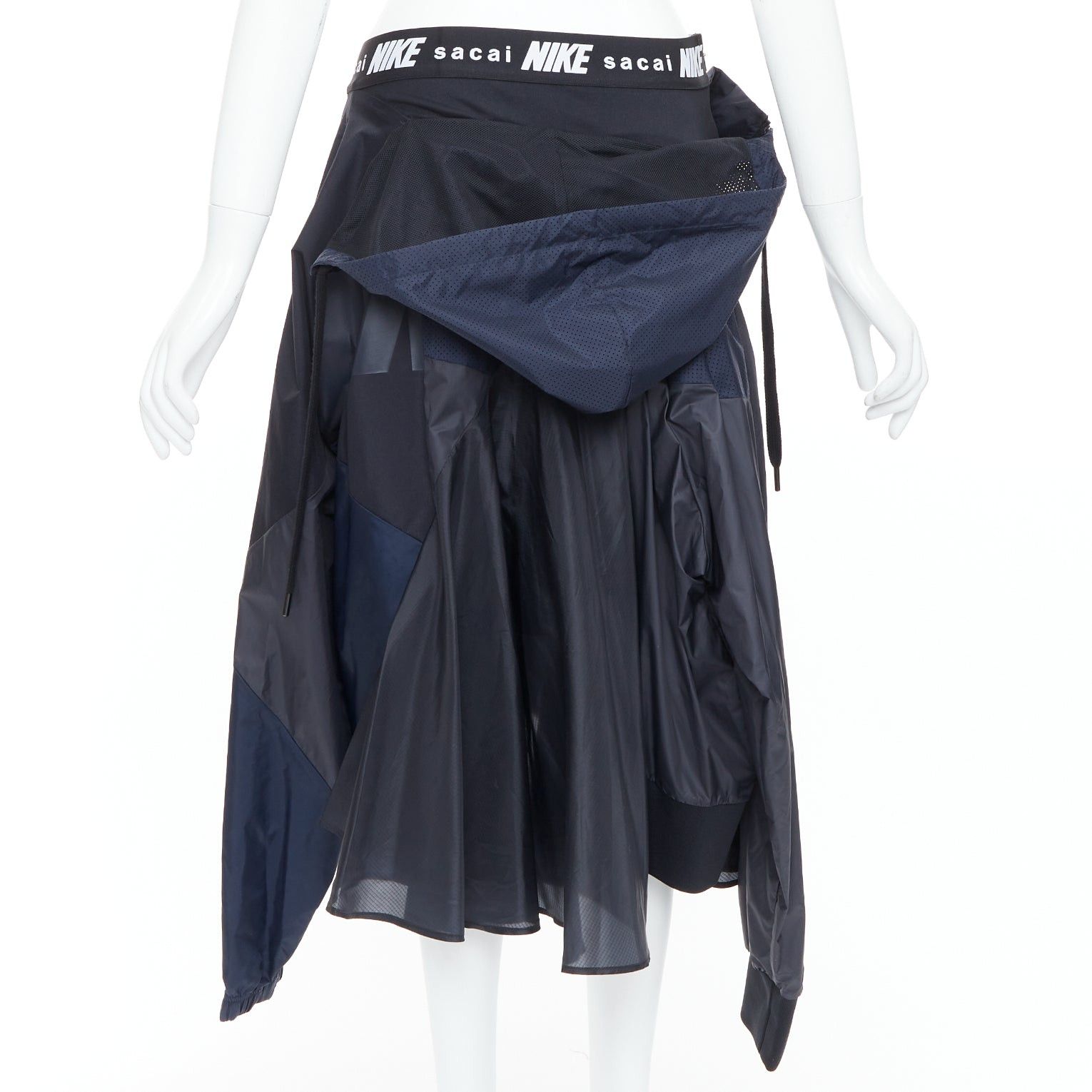 Sacai SACAI NIKE black navy nylon deconstructed windbreaker patchwork skirt S Size 27" / US 4 / IT 40 - 5 Thumbnail
