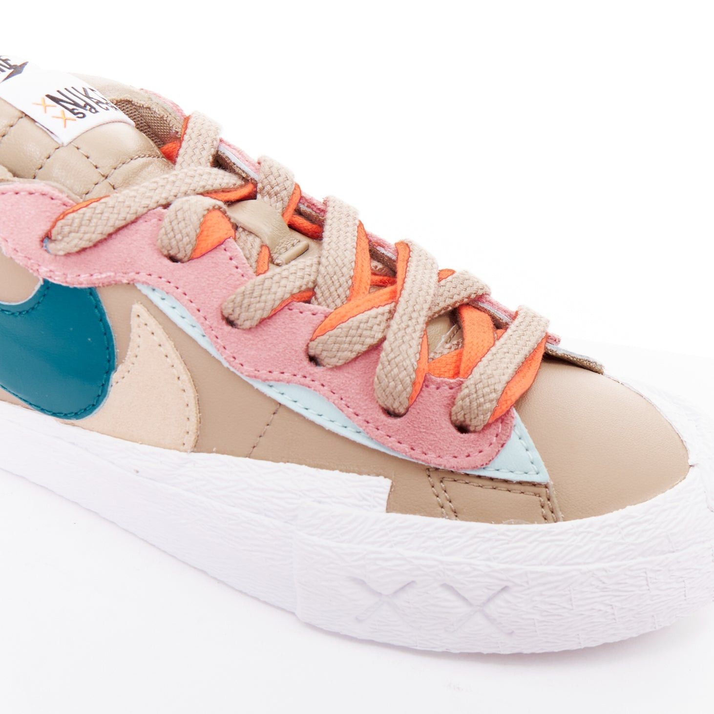 Nike NIKE SACAI KAWS Blazer Low Reed pink green tick patchwork sneakers EU36.5 Size US 6.5 / IT 36.5 - 9 Thumbnail