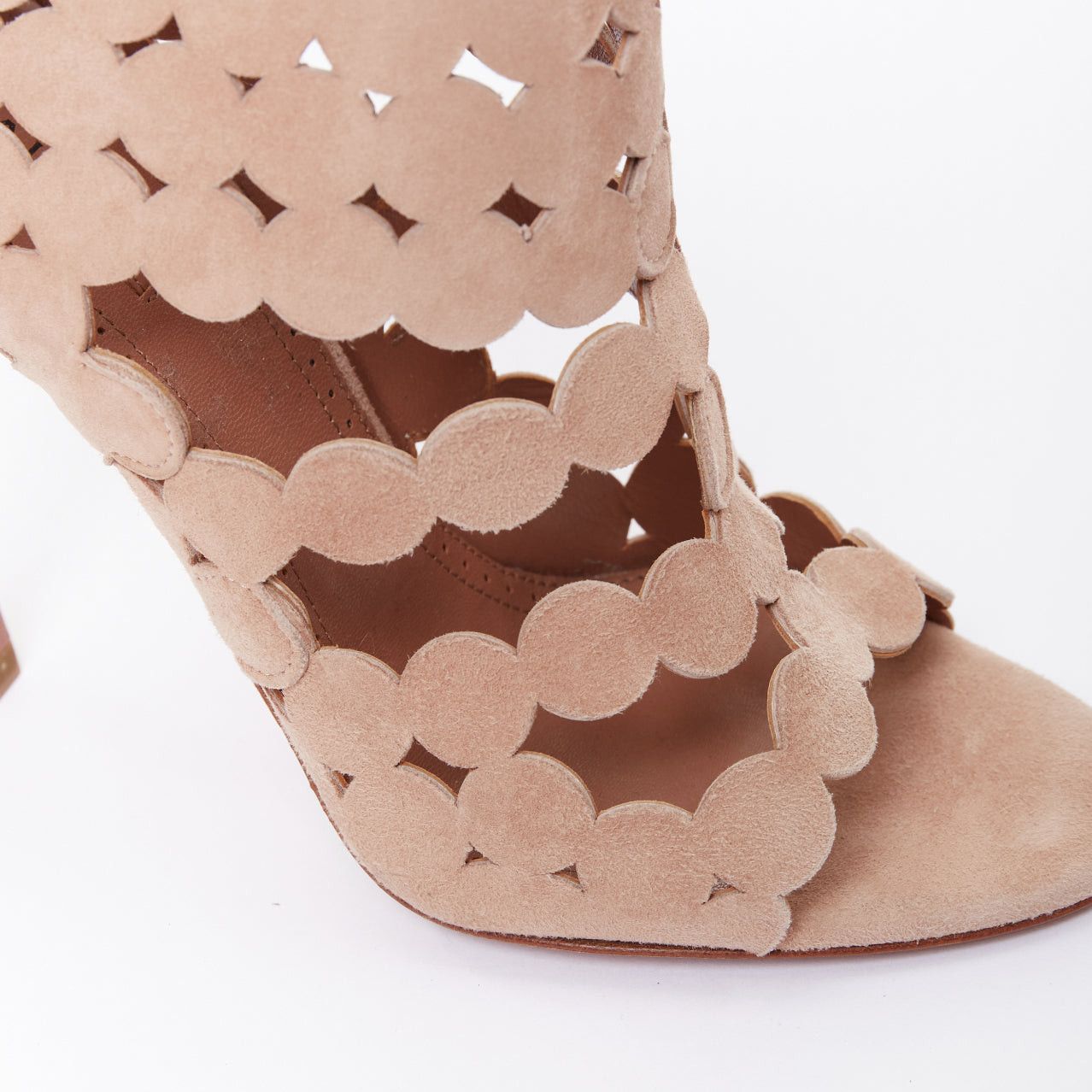 Alaia ALAIA nude leather scallop cut out caged high heeled sandals EU35 Size US 5 / IT 35 - 7 Thumbnail