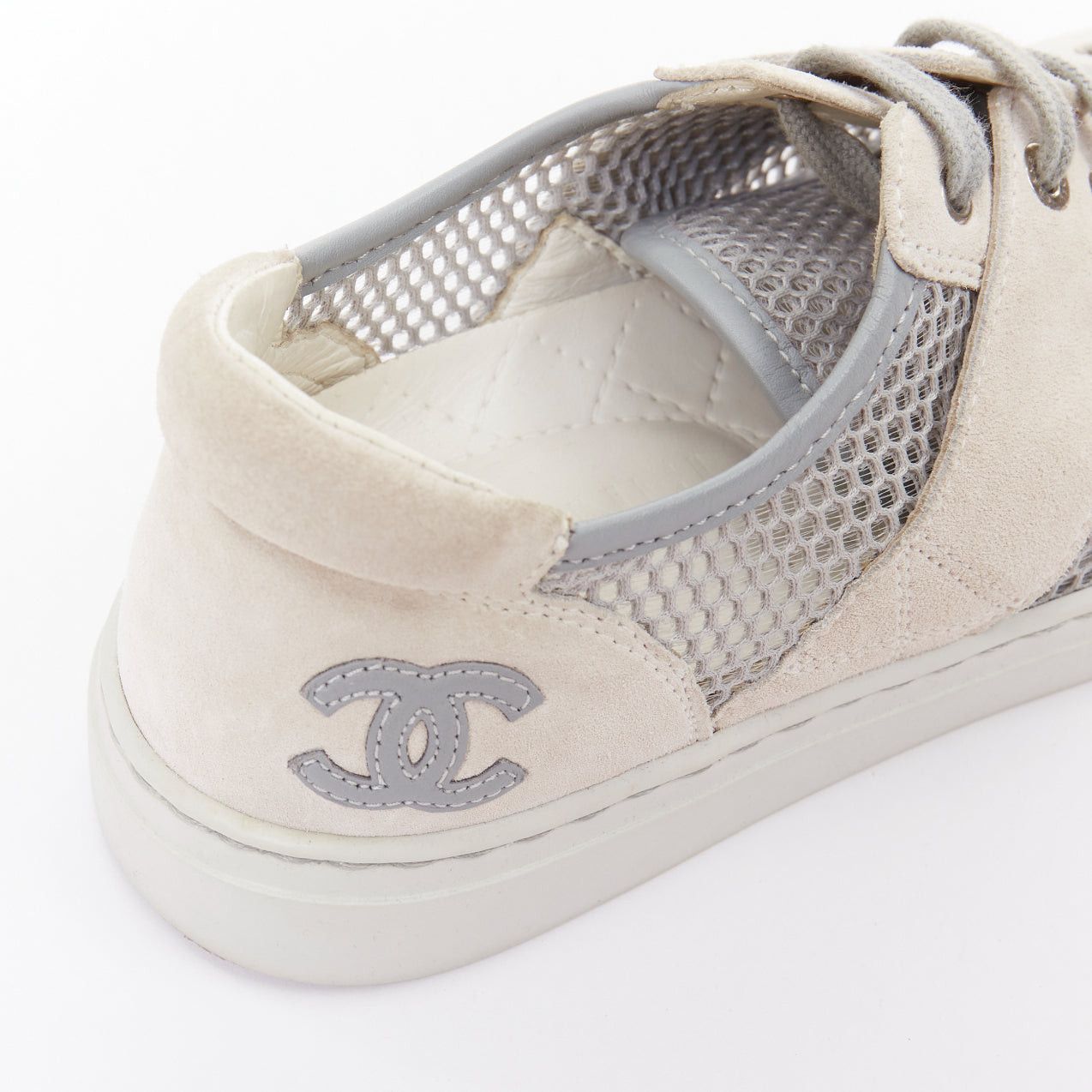 Chanel CHANEL 2015 grey mesh CC logo cream suede panelled sneakers EU36.5 Size US 6.5 / IT 36.5 - 8 Thumbnail