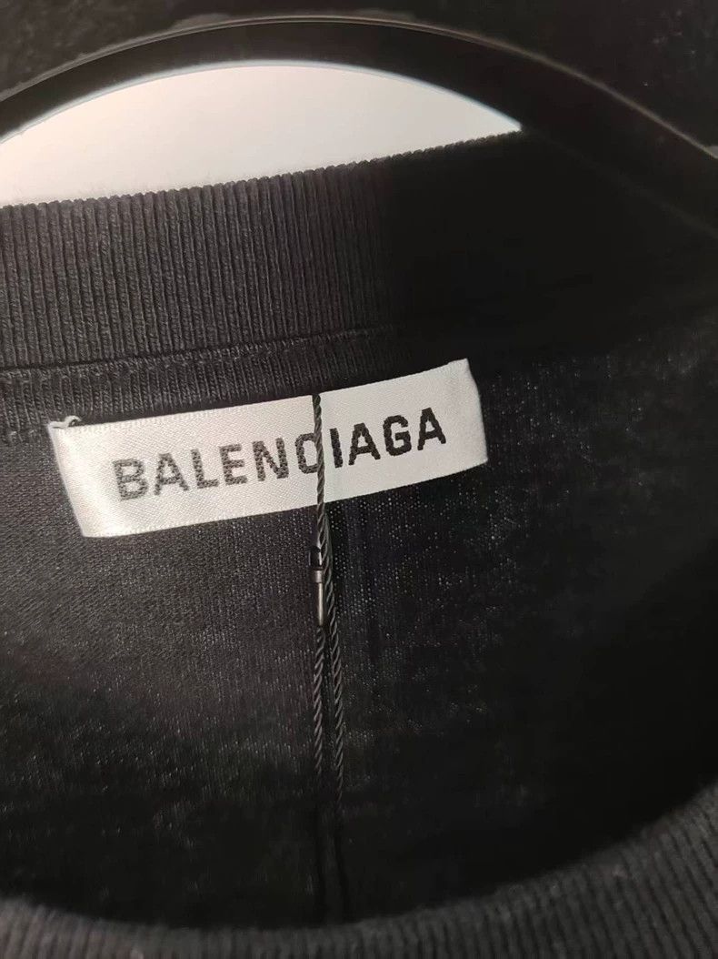 Balenciaga Balenciaga Paris Eiffel Tower Embroidered Tee - dmc Size US XS / EU 42 / 0 - 3 Thumbnail