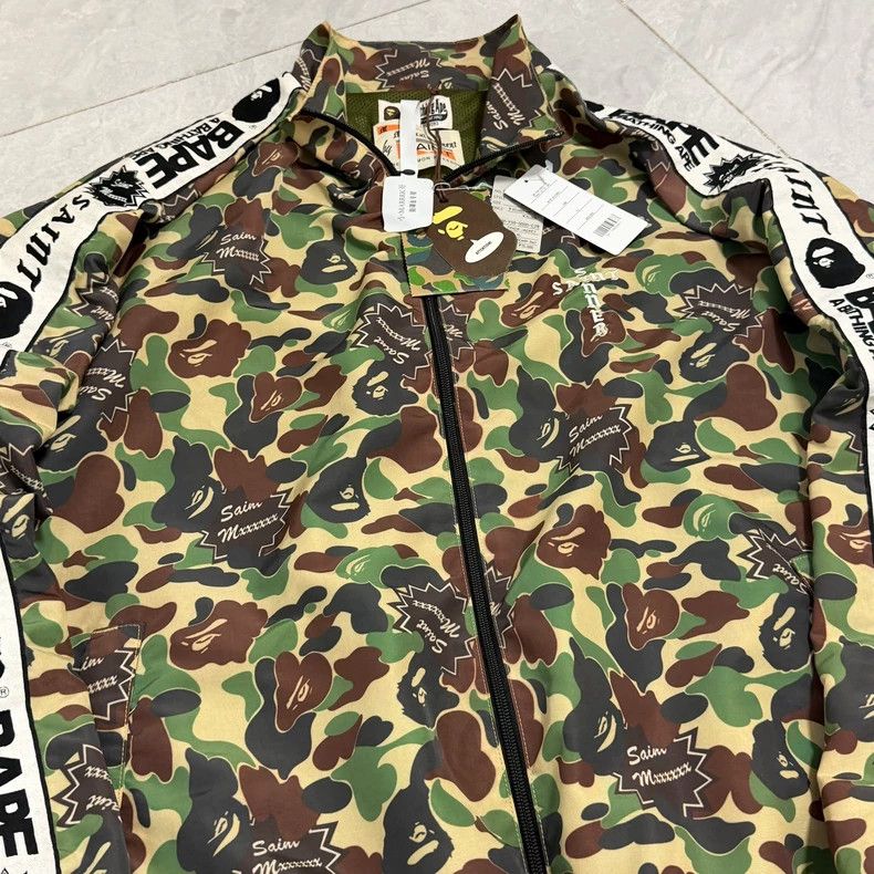 Bape SAINT Mxxxxxx x BAPE Camo Track Jacket - dmc Size US M / EU 48-50 / 2 - 3 Thumbnail