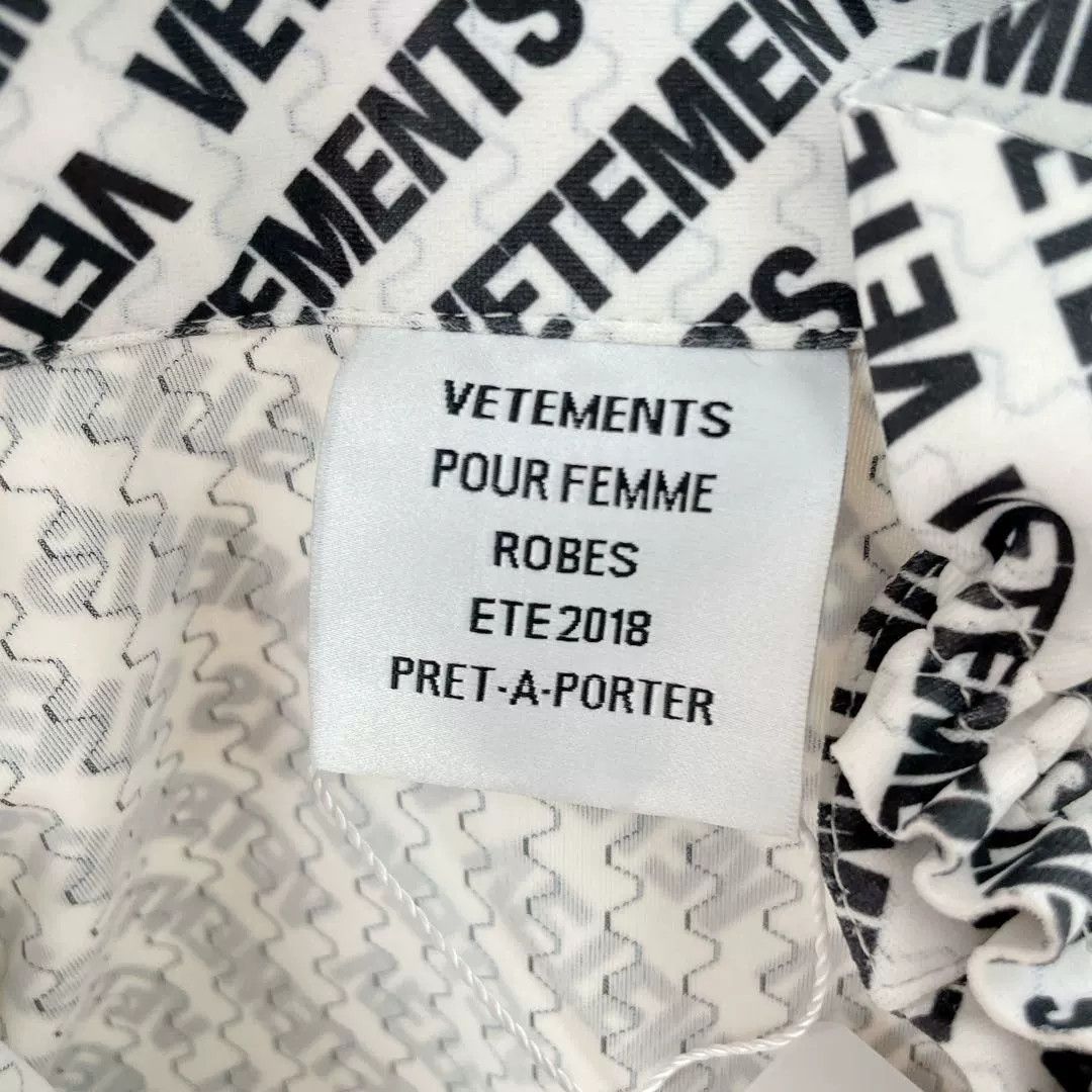 Vetements Vetements Logo Print Sleeveless Dress - dmc Size US S / EU 44-46 / 1 - 6 Thumbnail