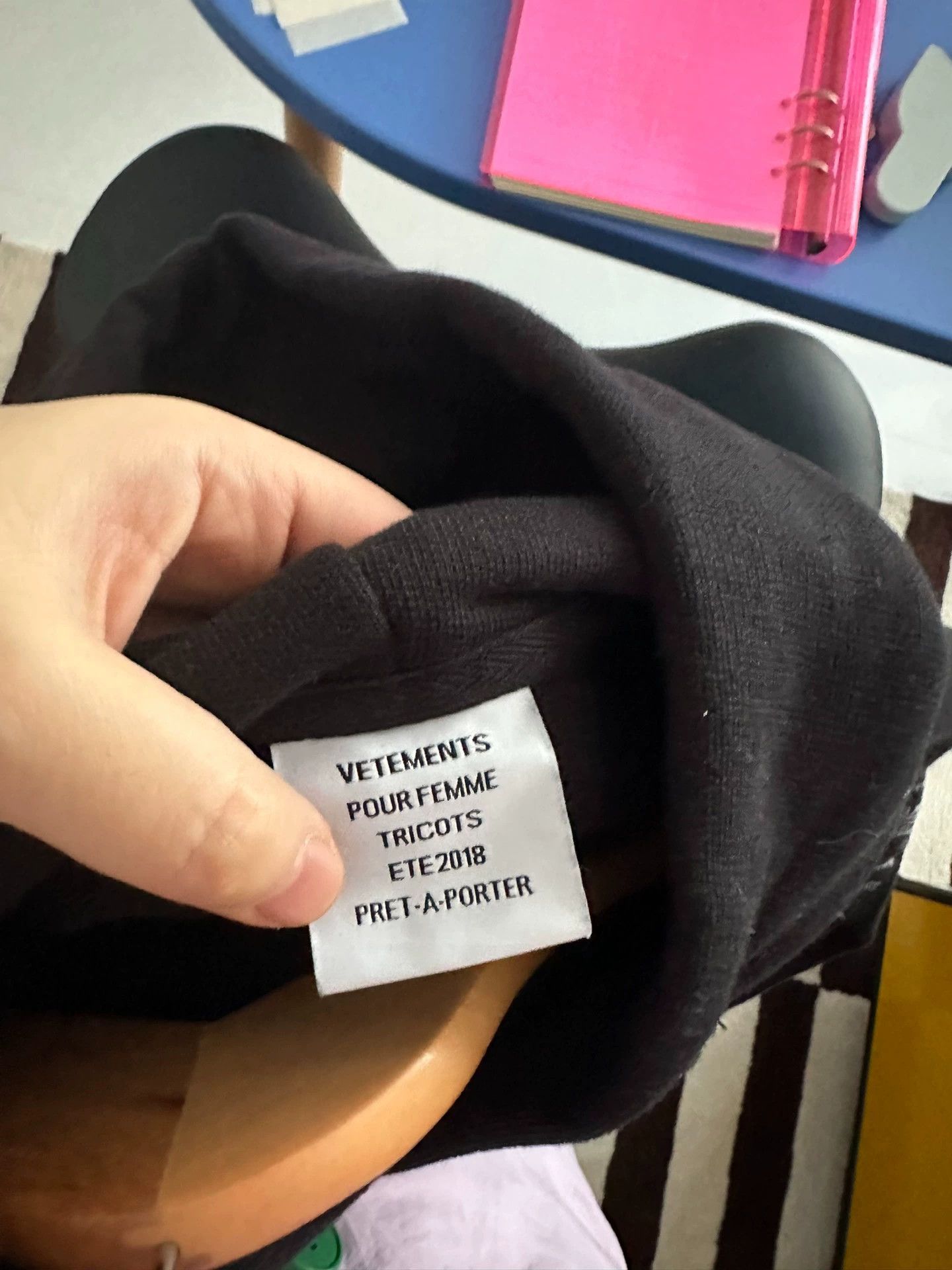 Vetements Vetements Hoodie with Sleeve Straps XS - dmc Size US XS / EU 42 / 0 - 5 Thumbnail