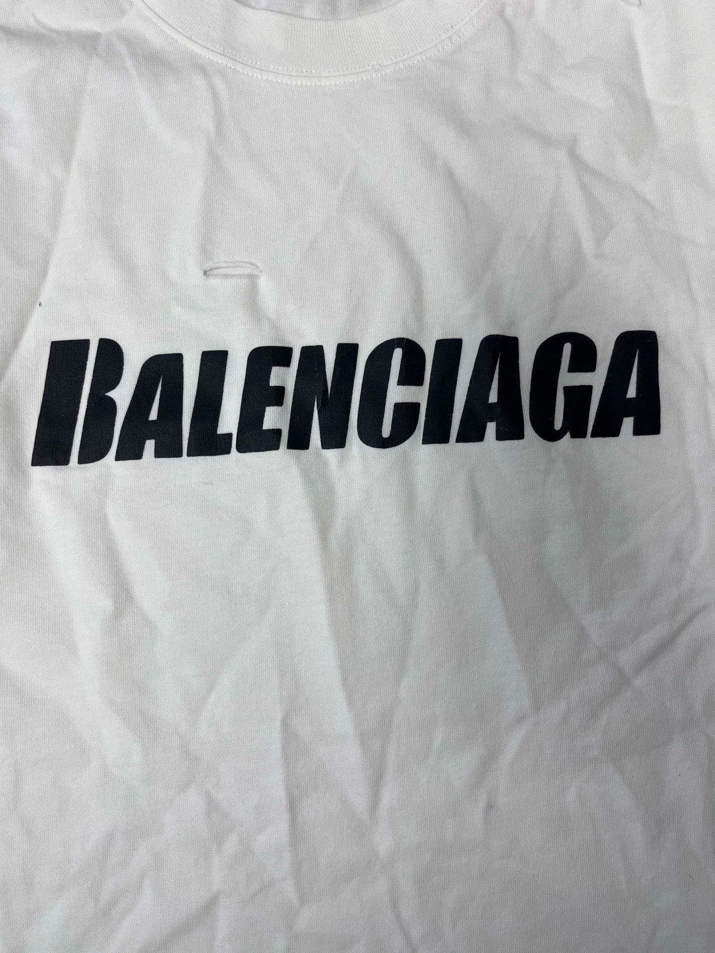 Balenciaga Balenciaga Destroyed Hole Short Sleeve Tee - dmc Size US XS / EU 42 / 0 - 3 Thumbnail
