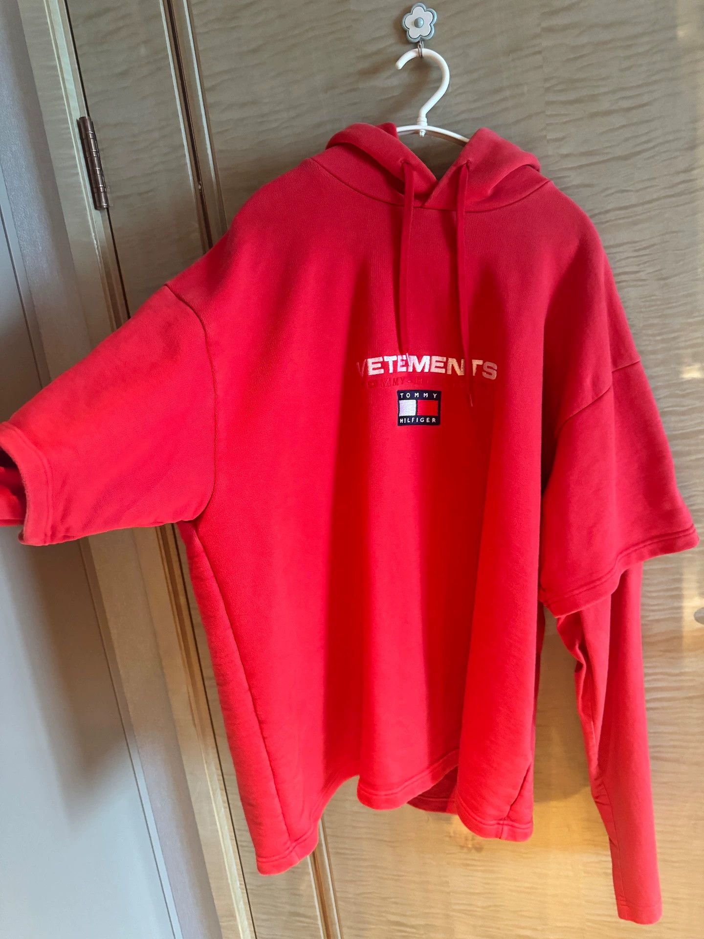 Vetements Vetements Tommy Hilfiger Red Layered Sweatshirt - dmc Size US M / EU 48-50 / 2 - 4 Thumbnail