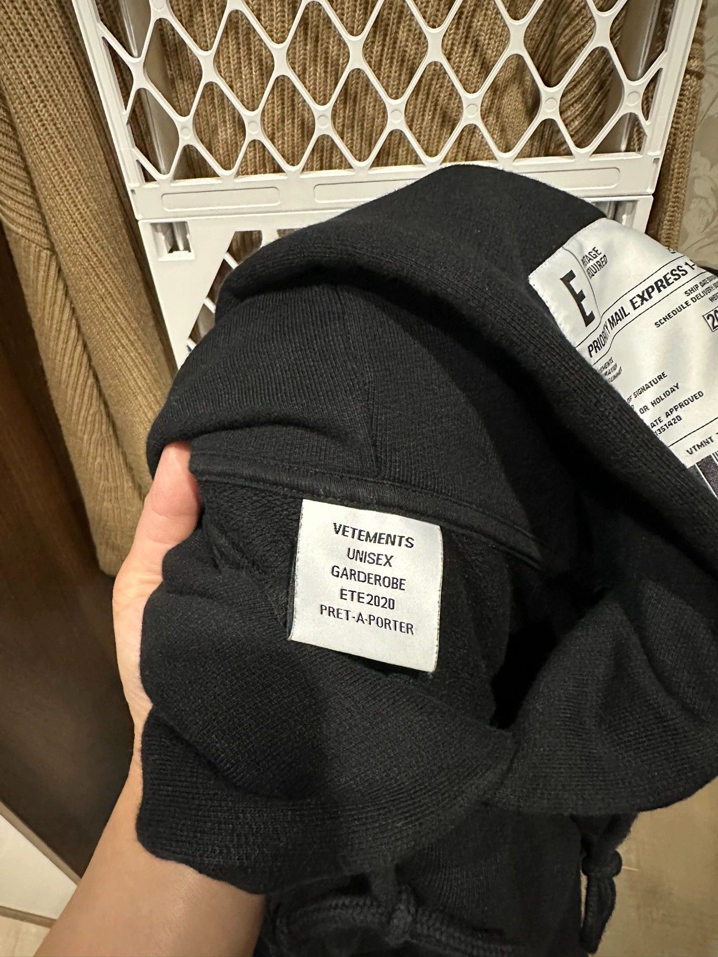Vetements Vetements Black Hoodie Sweatshirt - dmc Size US M / EU 48-50 / 2 - 4 Thumbnail