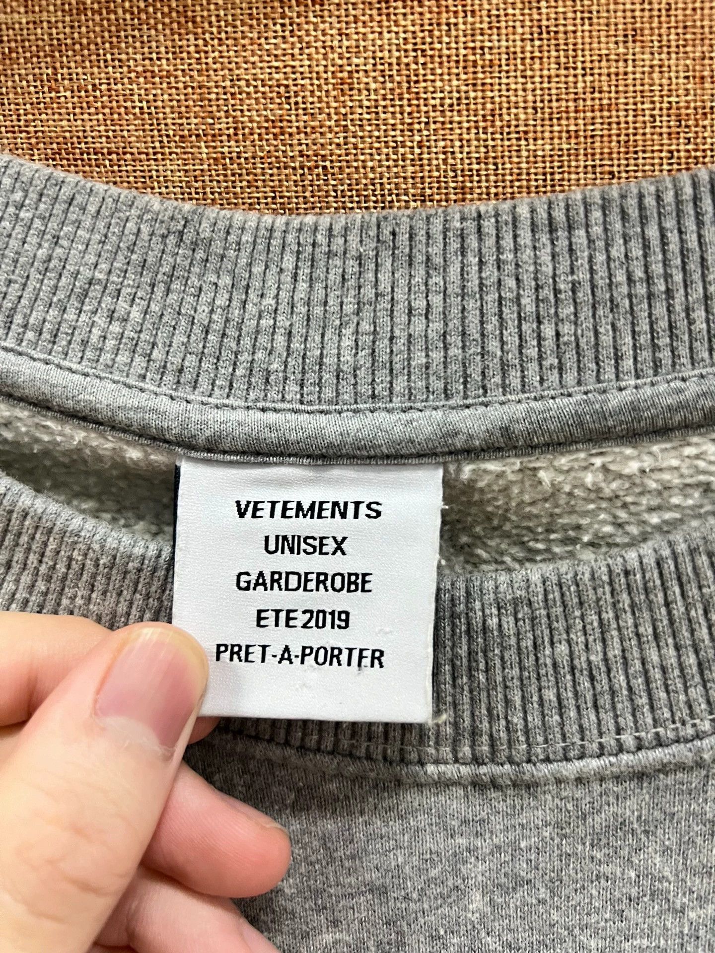 Vetements Vetements 19SS Fists Print Hoodie - dmc Size US S / EU 44-46 / 1 - 2 Thumbnail