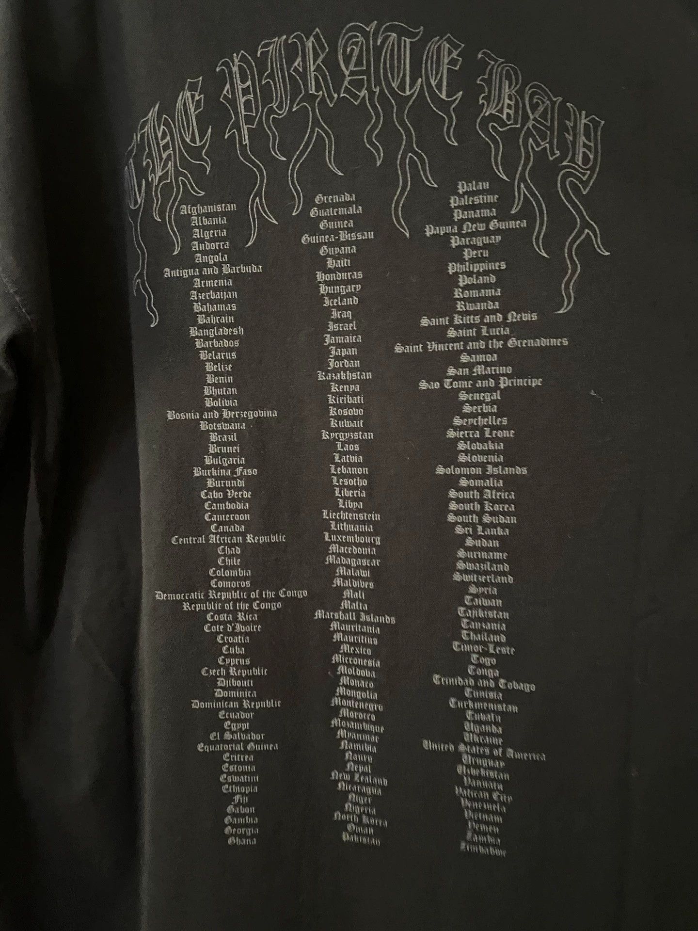Vetements Vetements Pirate Ship Print T-shirt - dmc Size US XS / EU 42 / 0 - 4 Thumbnail