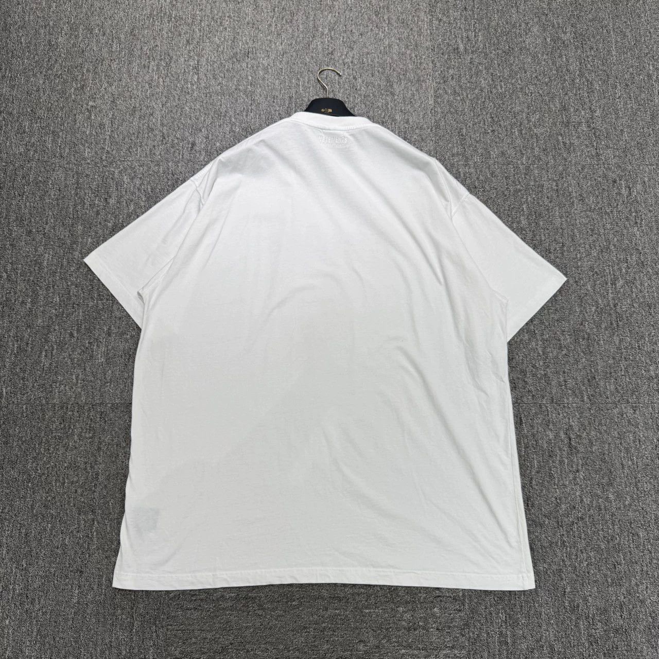 Vetements Vetements Confidential Print Short Sleeve - dmc Size US L / EU 52-54 / 3 - 5 Thumbnail