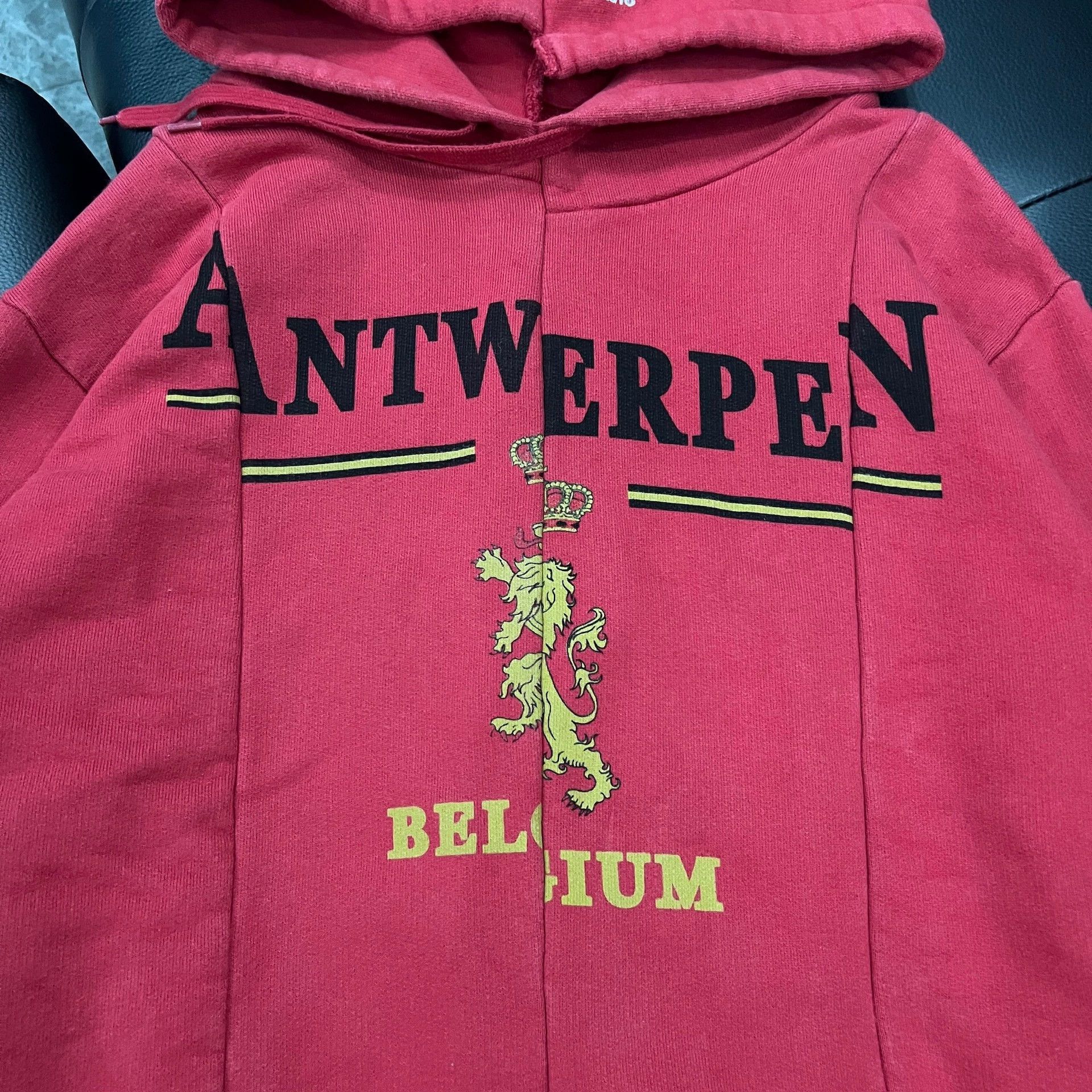 Vetements Vetements AW18 Deconstructed Red Hoodie - dmc Size US M / EU 48-50 / 2 - 7 Thumbnail