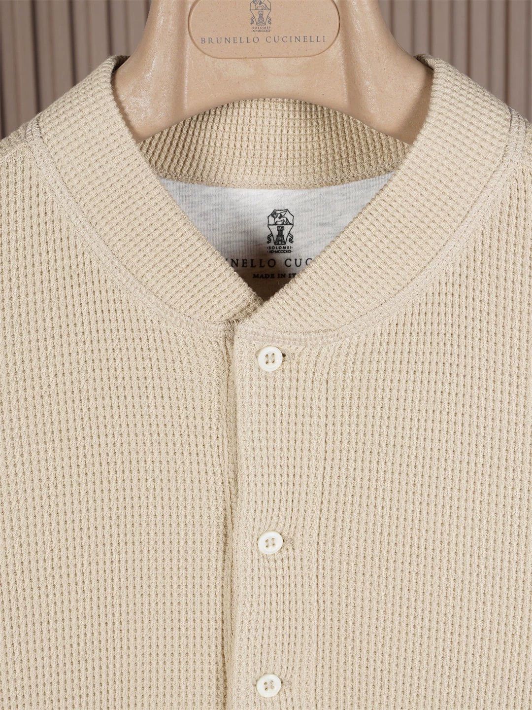Brunello Cucinelli Brunello Cucinelli Men's Waffle Henley Short Sleeve - dmc Size US M / EU 48-50 / 2 - 3 Thumbnail