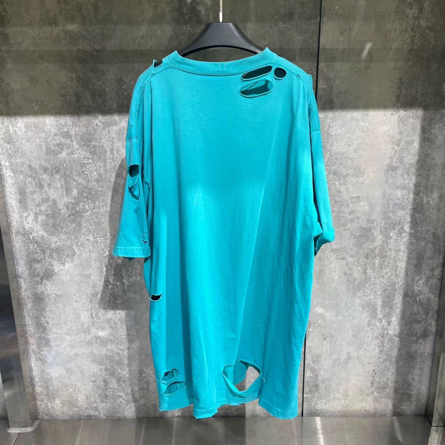 Balenciaga Balenciaga Green Logo Short Sleeve T-shirt - dmc Size US XS / EU 42 / 0 - 2 Thumbnail