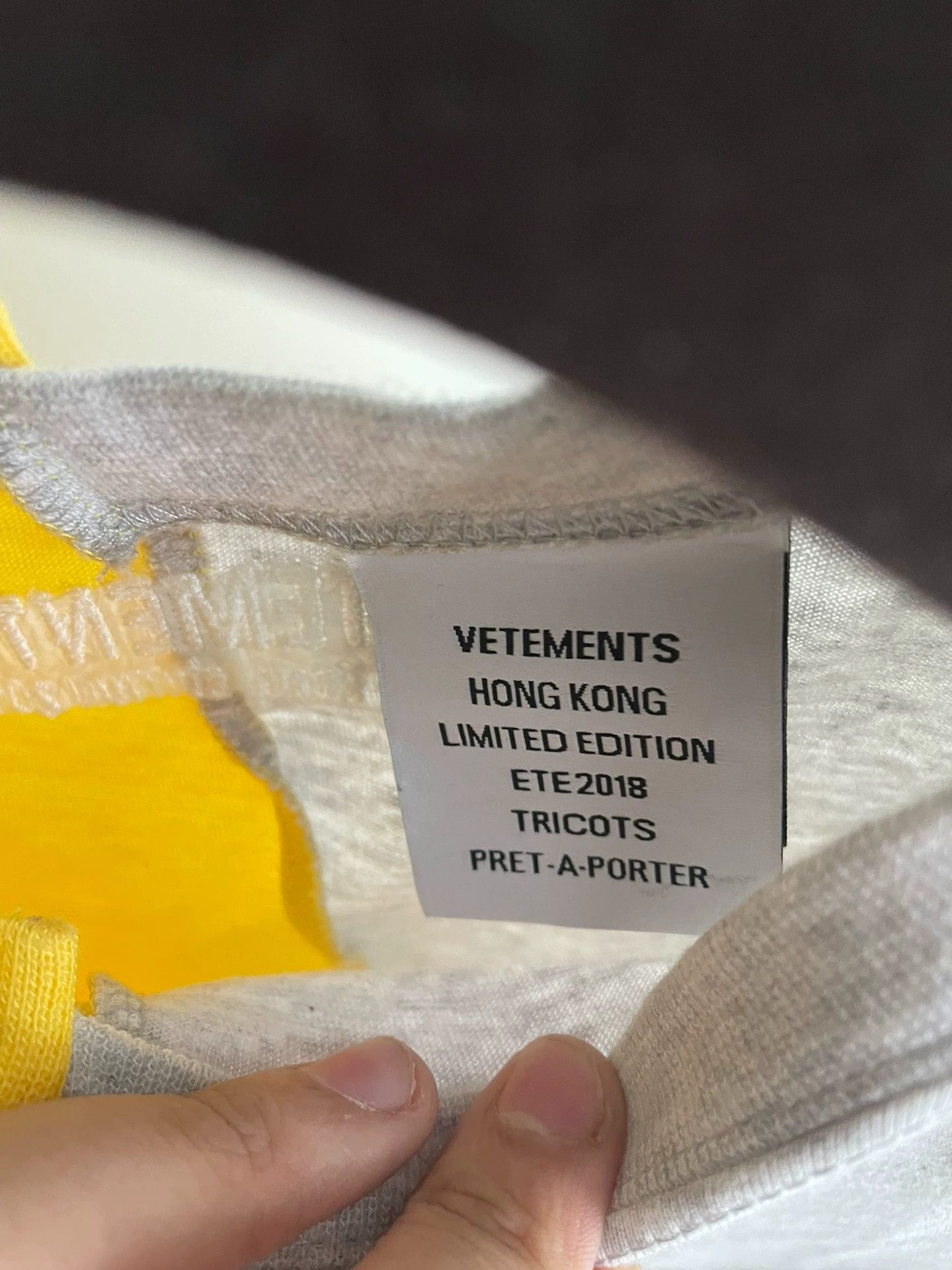 Vetements Vetements Hong Kong Limited Short Sleeve - dmc Size US S / EU 44-46 / 1 - 3 Thumbnail