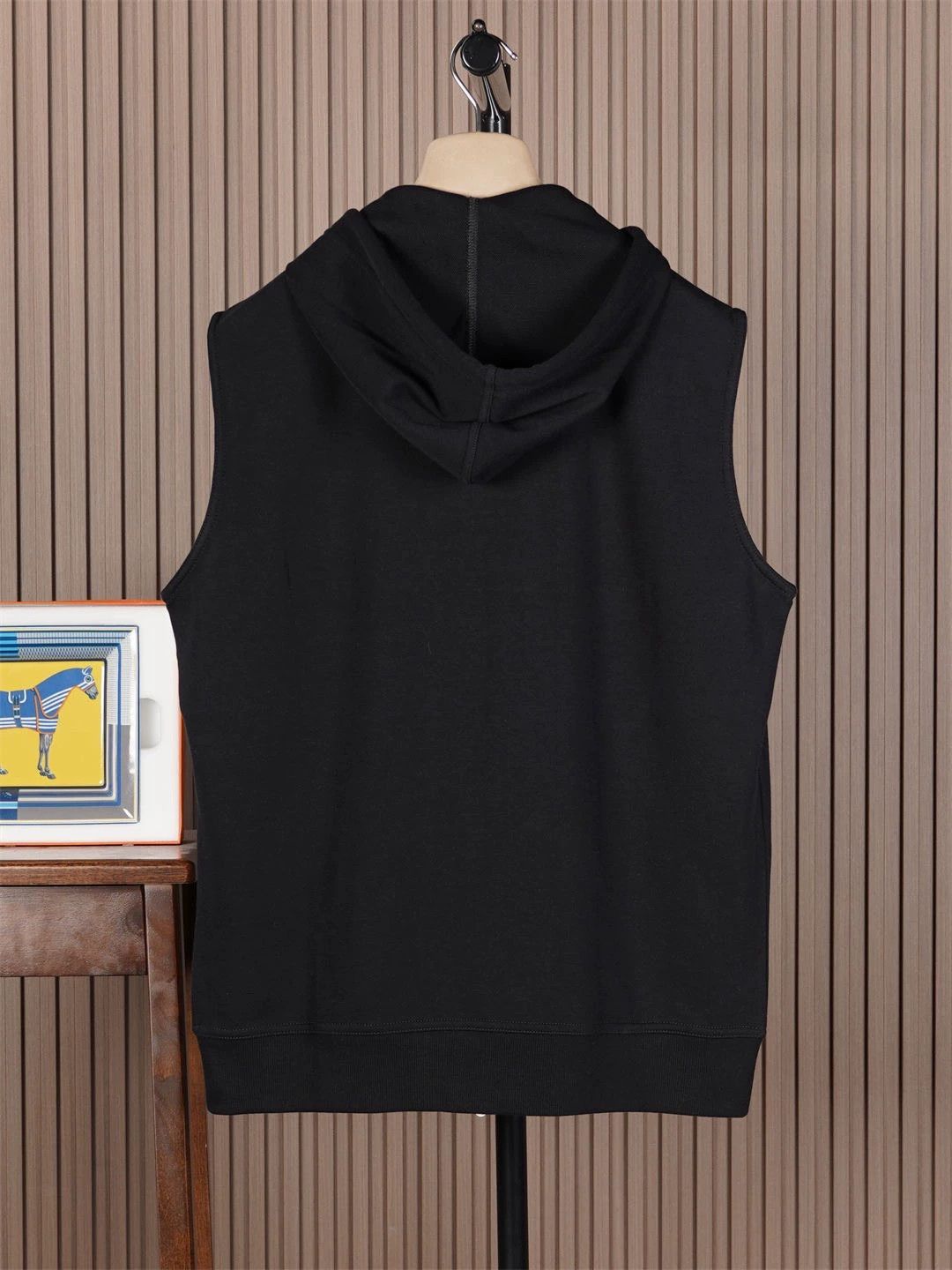 Brunello Cucinelli Brunello Cucinelli Men's Hooded Vest - dmc Size US L / EU 52-54 / 3 - 3 Thumbnail