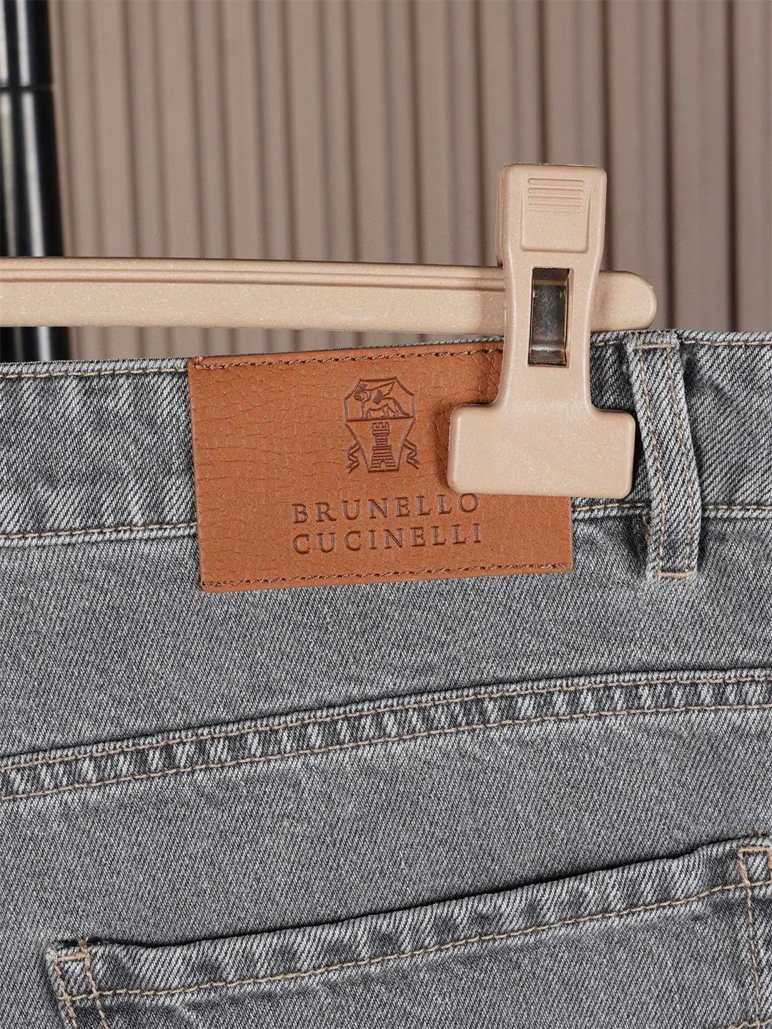 Brunello Cucinelli Brunello Cucinelli Men's Gray Jeans - dmc Size US 31 - 8 Thumbnail